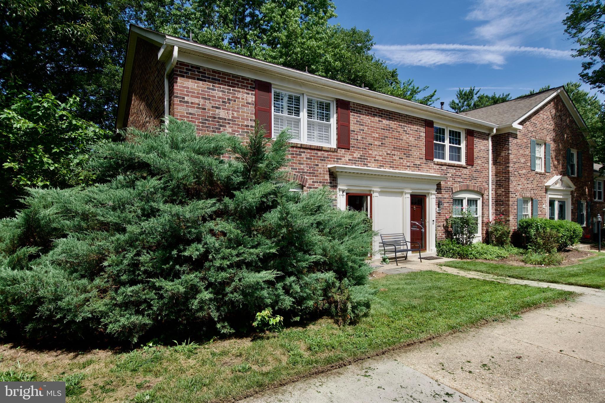 8425 PENSHURST DRIVE 595