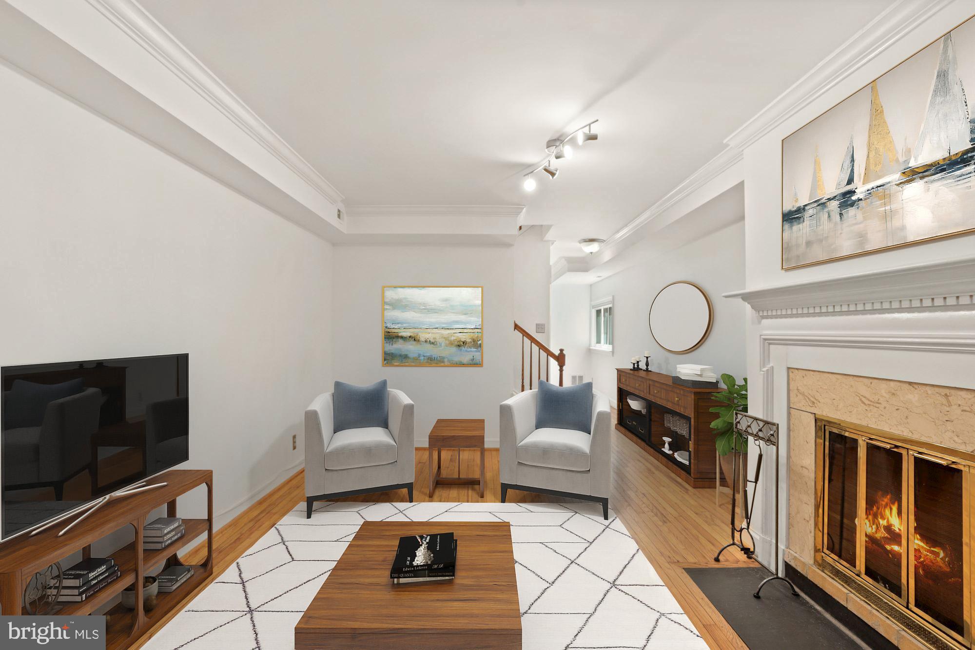 1236 ETON COURT NW T19