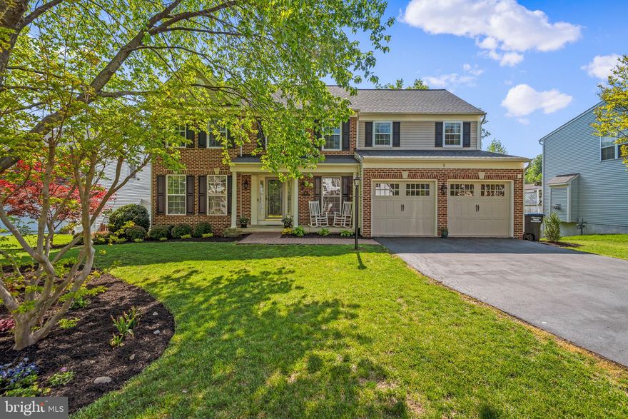 In the highly sought after Austin Ridge Community and rapidly growing Stafford county, this majestic home in a quiet cul-de-sac offers ample living space, close to shopping and dinning, easy access from i-95, and much more. Embrey Mill Town Centre with Publix is only 2.3 miles away and Stafford Market Place is only 2.6 Miles This sun soaked home has a gorgeous enclosed patio with connecting deck perfect for when your looking to entertain family or guests, and not to mention the wood burning fire pit for roasting marshmallows. 4 bedrooms and 2 full bathrooms are on the upper level, and 1 additional bedroom and full bathroom in the basement as well as a wet bar. lastly, for added utility savings this home has solar panels installed that will reduce your electric bill. Why look anywhere else when you have everything here. Come see it today before it’s too late.