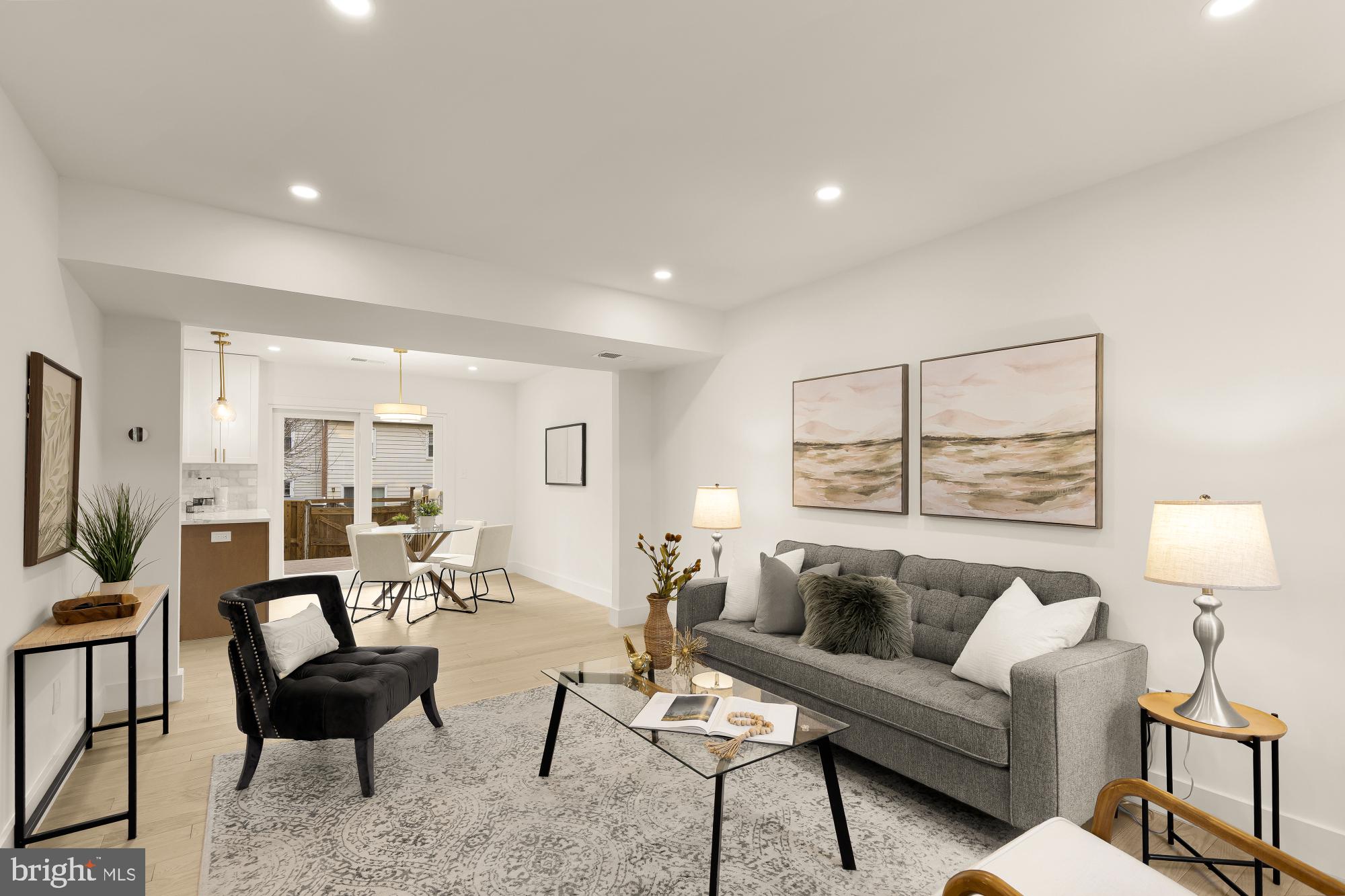 LAKE BRADDOCK - Residential