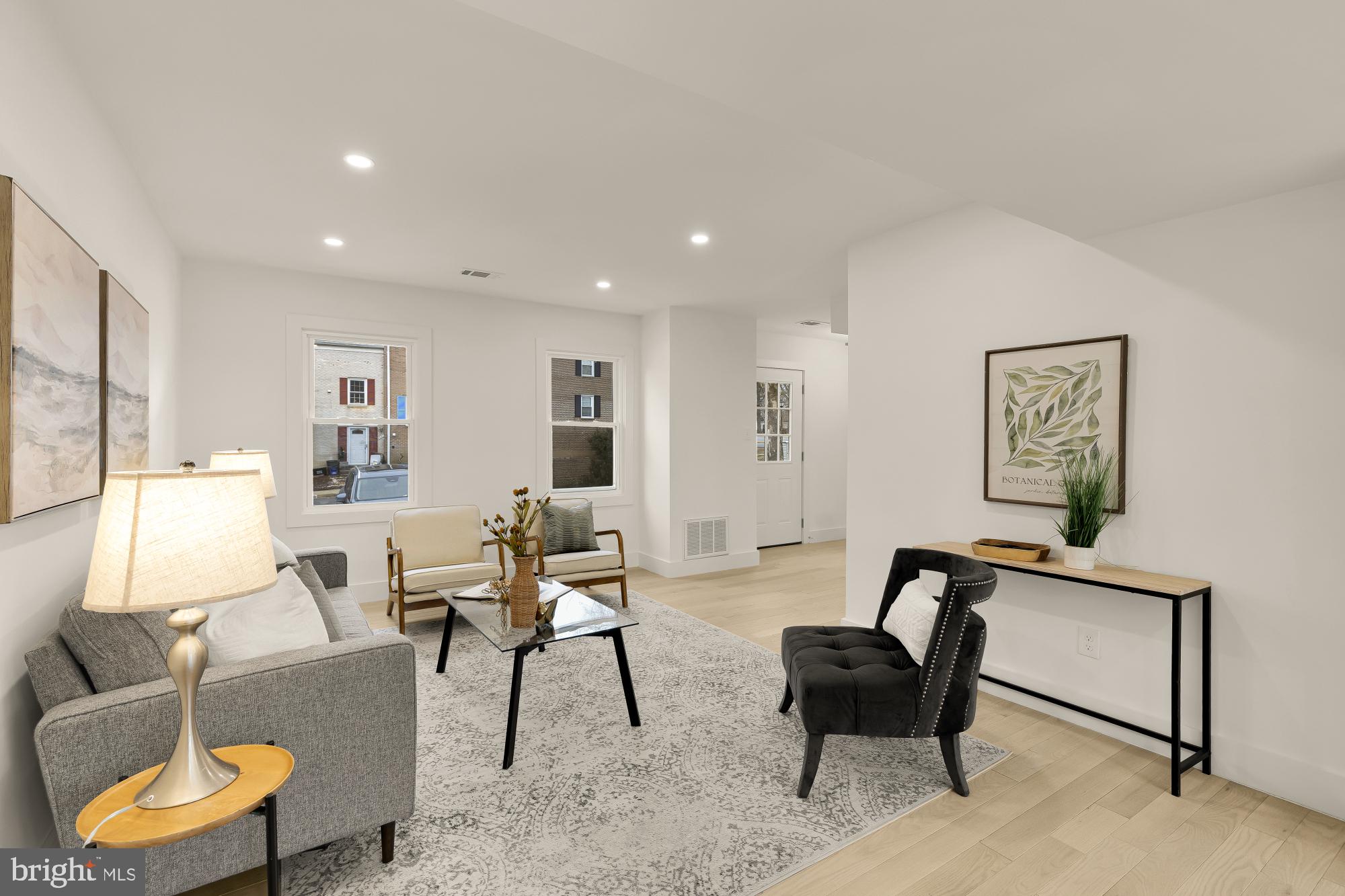 LAKE BRADDOCK - Residential