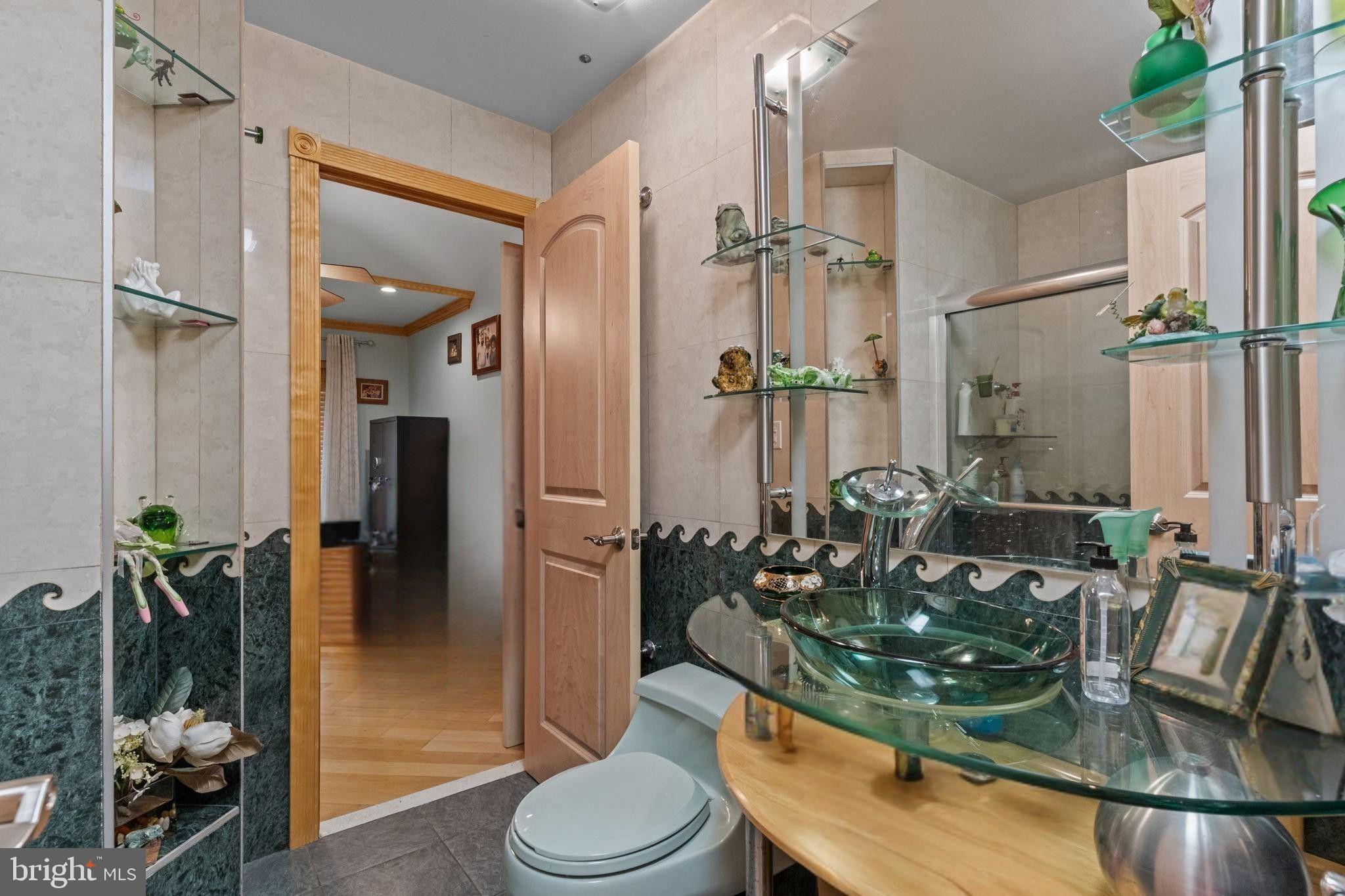 FOUNTAIN POINTE - Residential