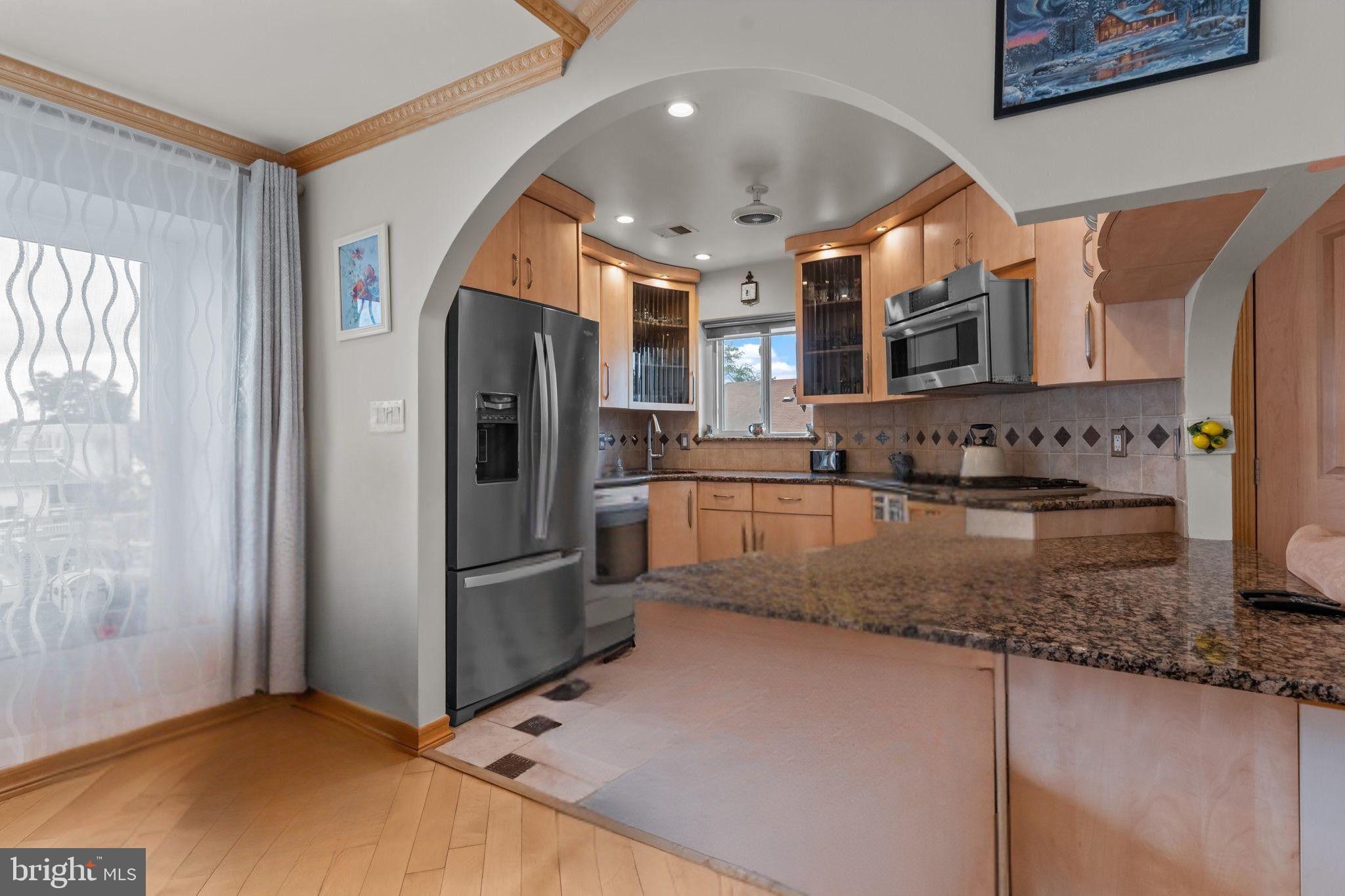 FOUNTAIN POINTE - Residential