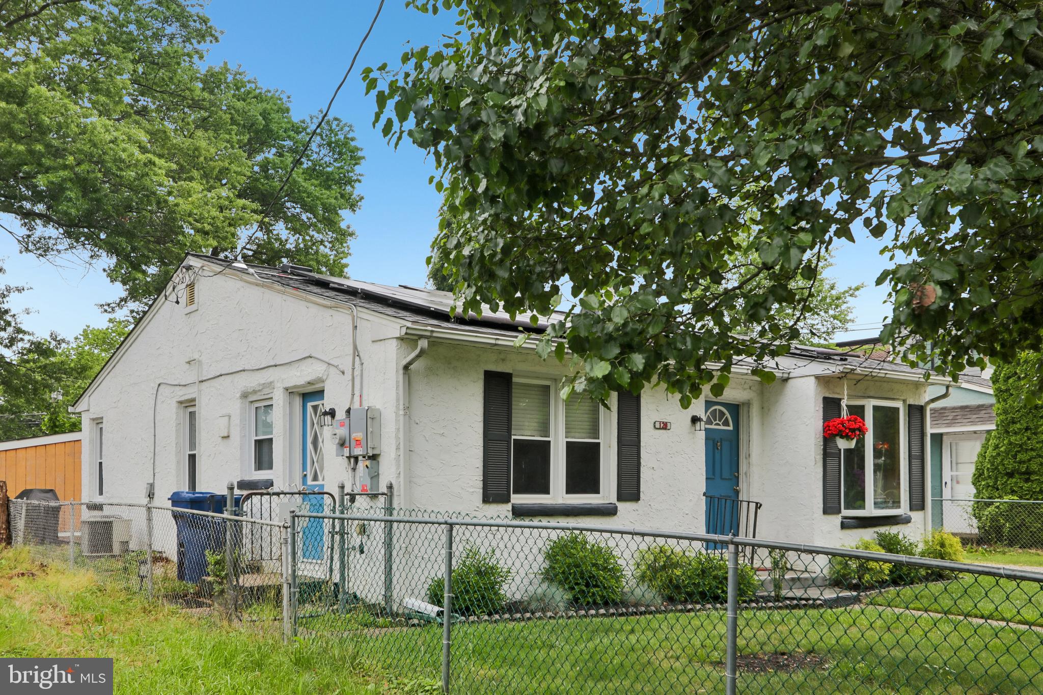 128 N HILLTOP AVENUE