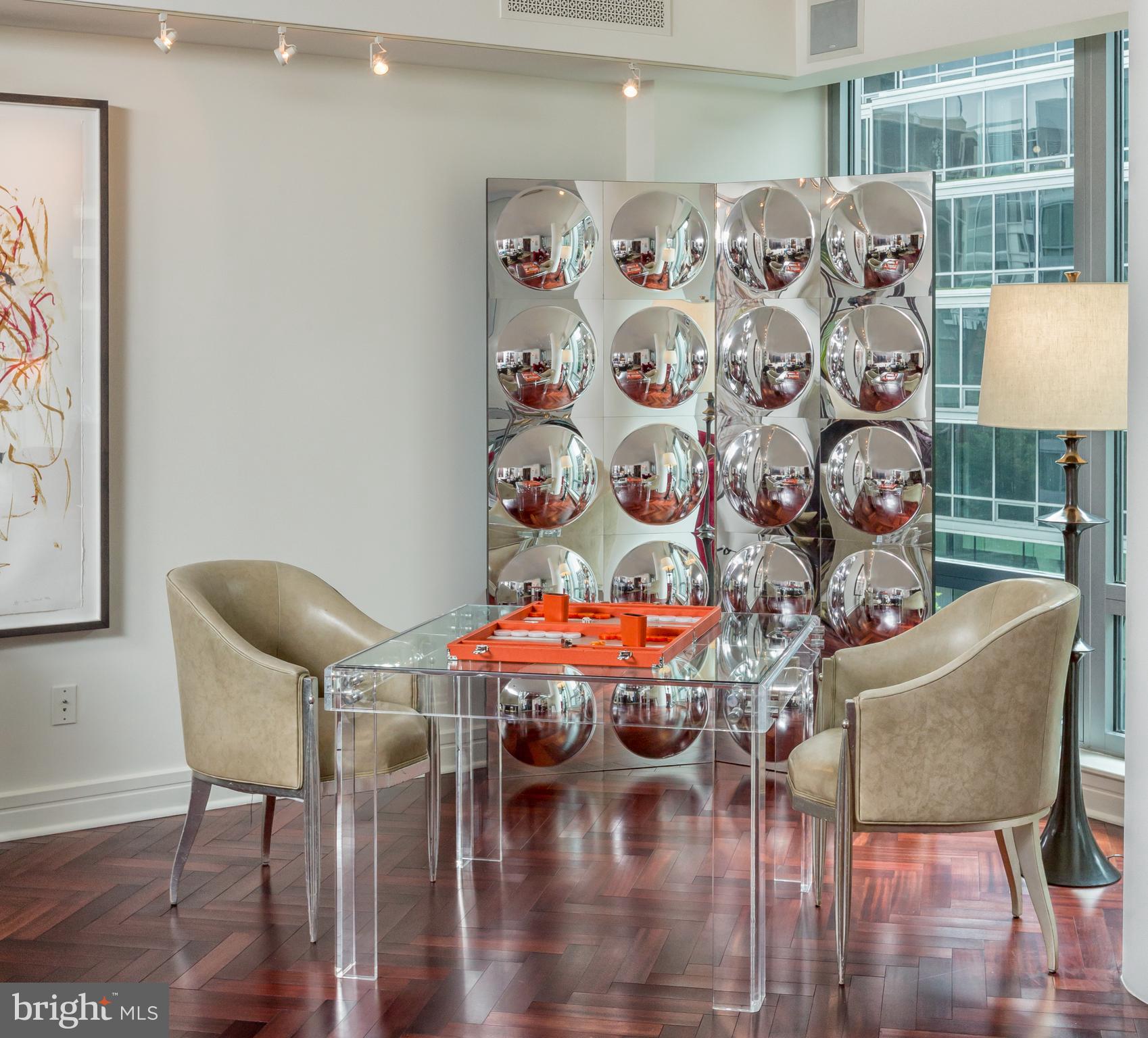WEST END - Residential