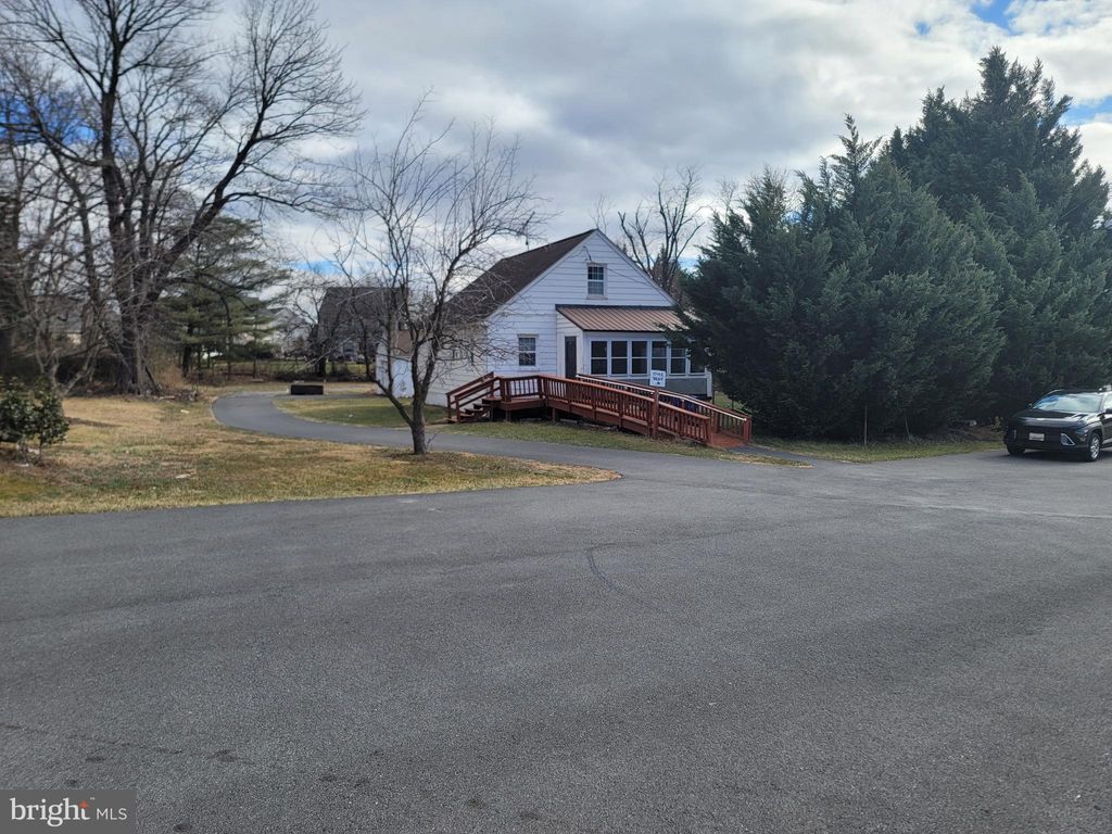 Photo of 8325 Yellow Springs Road, FREDERICK, MD 21702 (MLS # MDFR2075624)