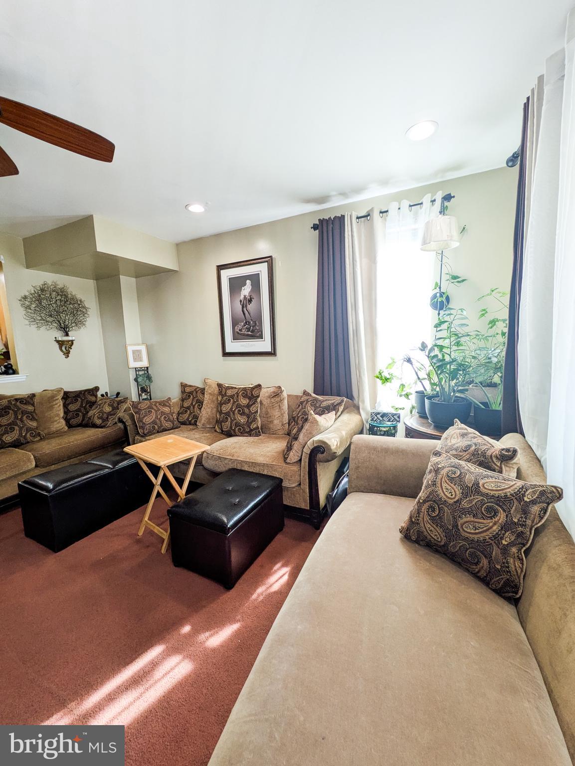 FRANKFORD - Residential