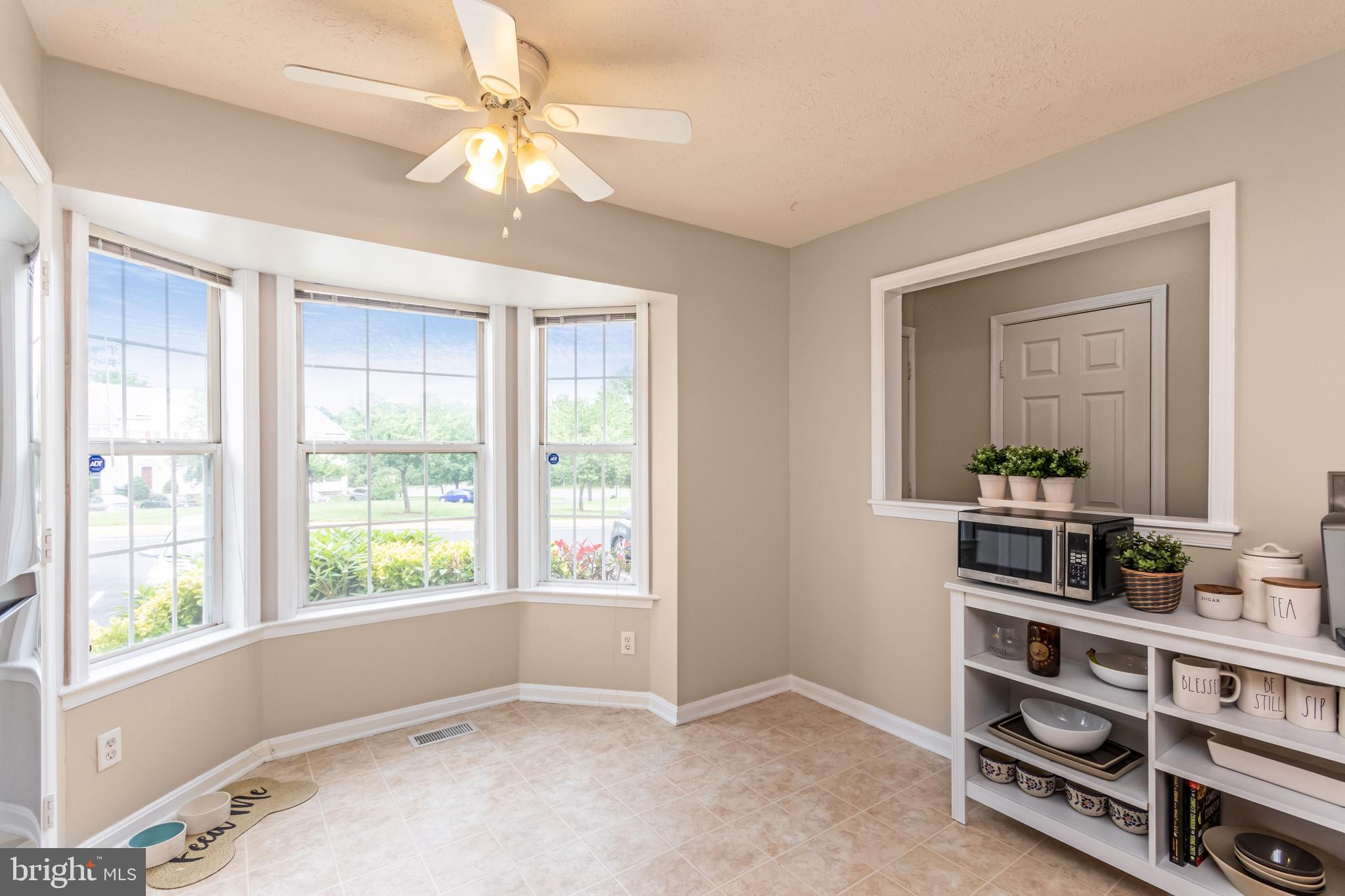 HAMPTON OAKS - Residential