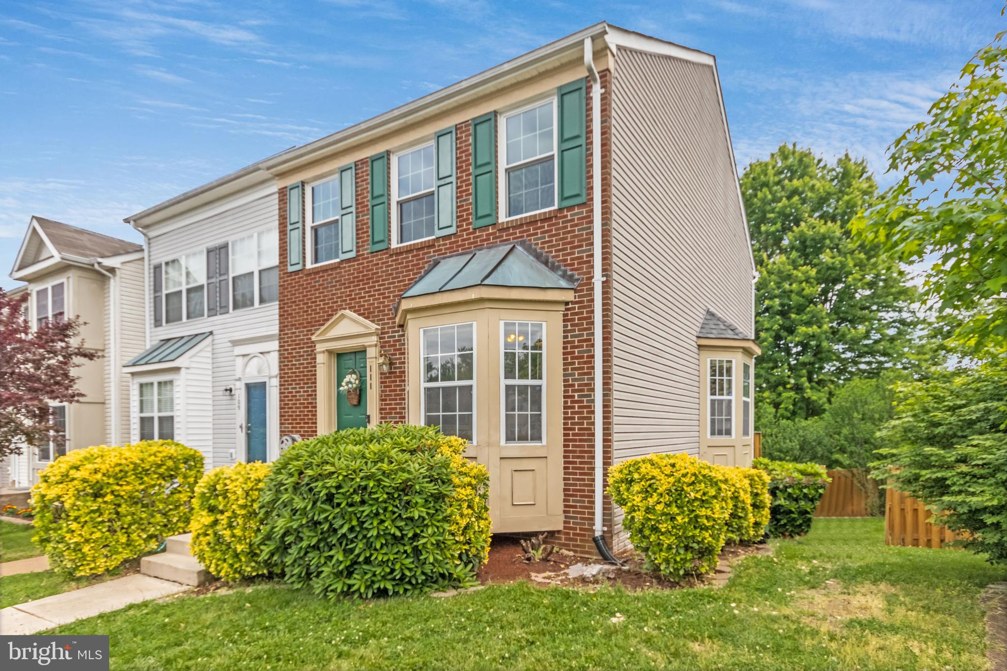 HAMPTON OAKS - Residential