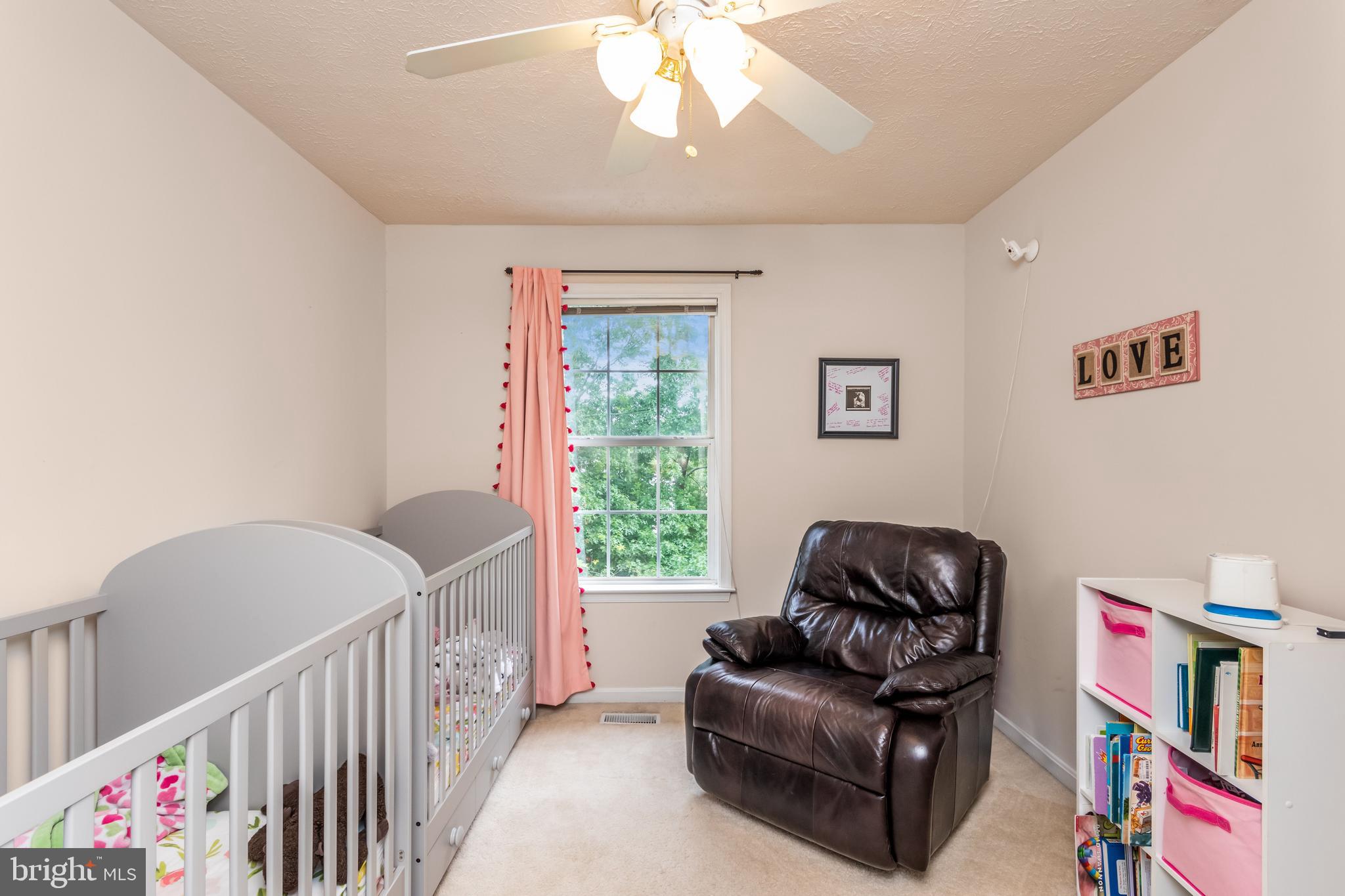 HAMPTON OAKS - Residential