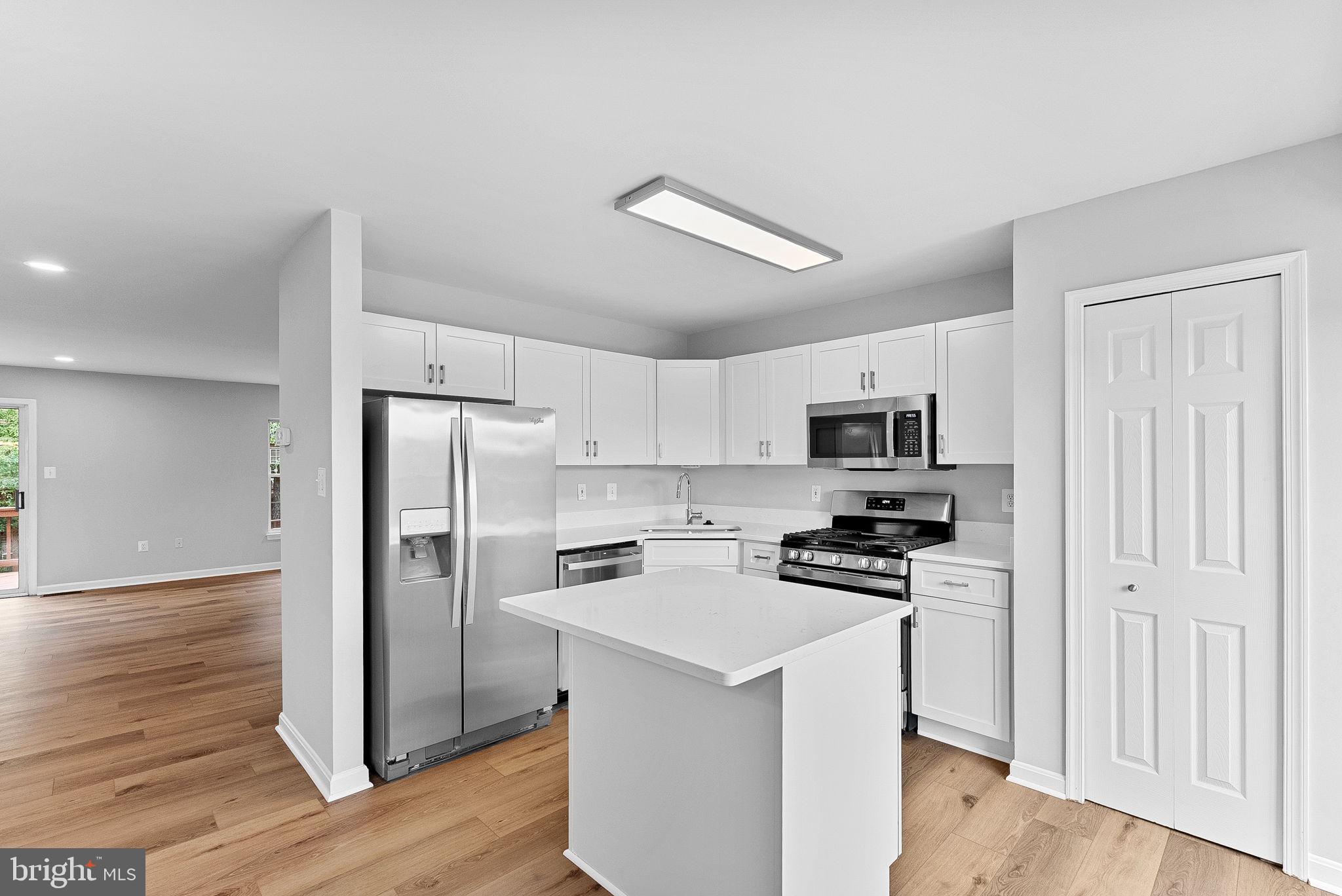 11054 CLOVERTREE COURT