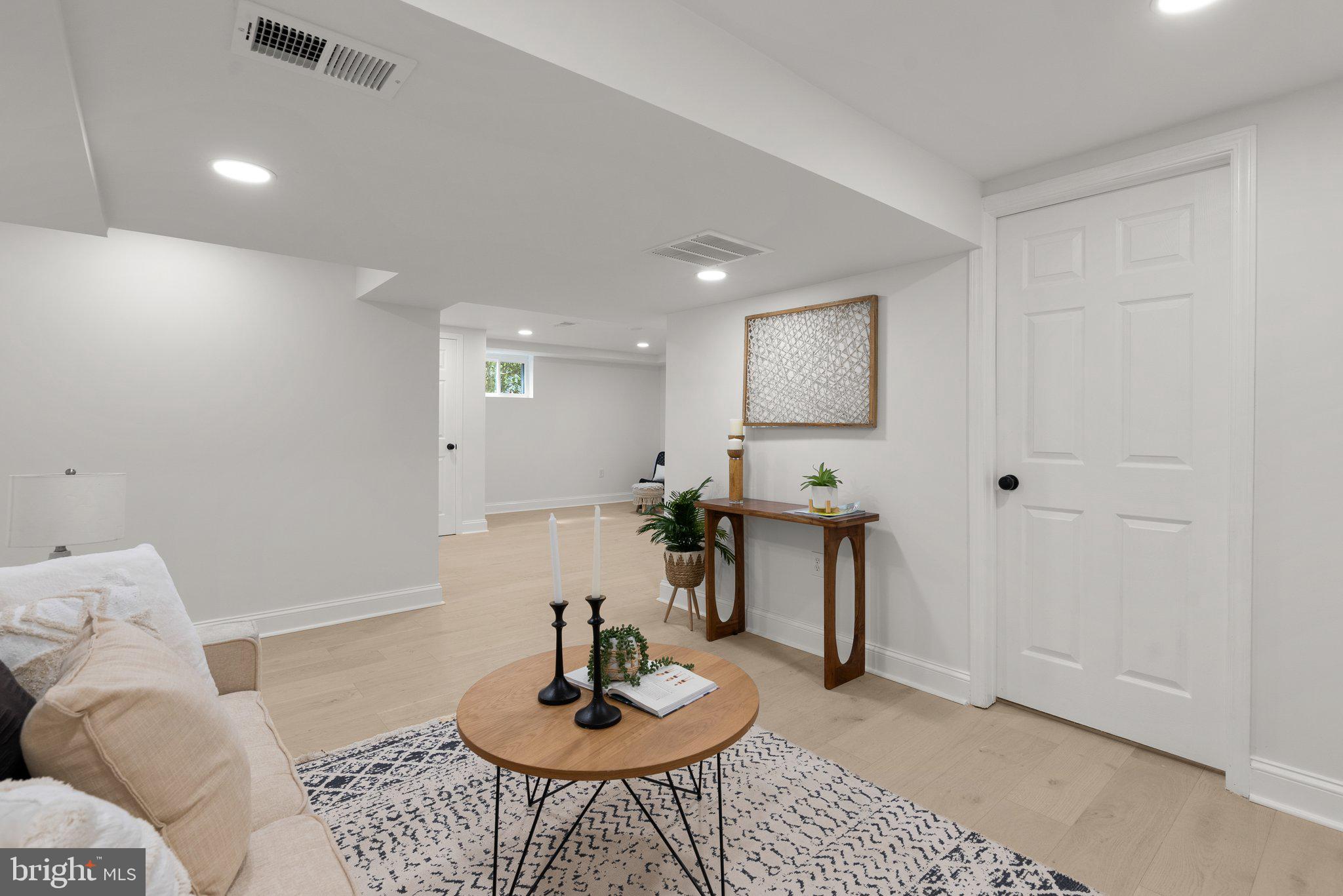 ASHBURTON - Residential Lease