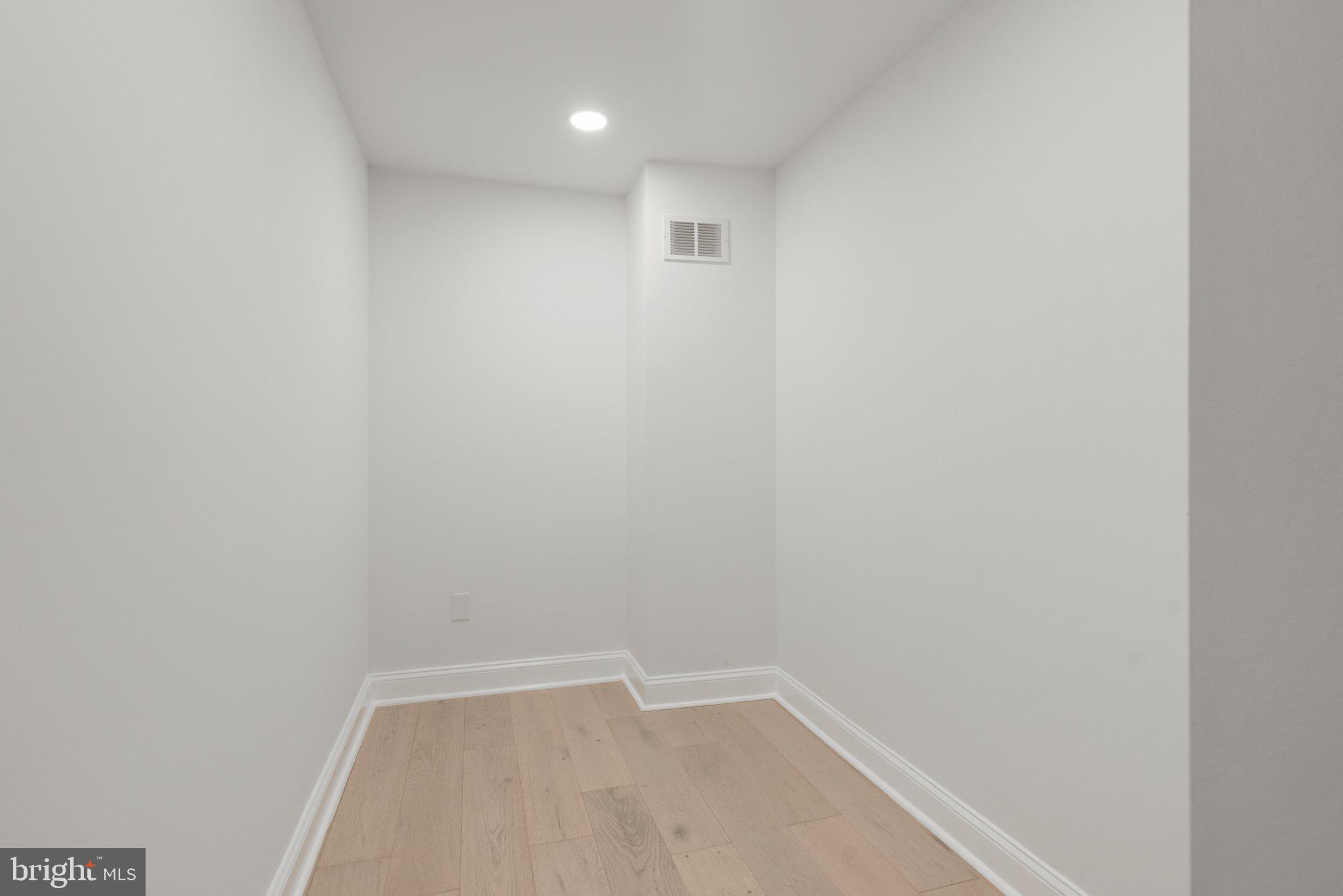 ASHBURTON - Residential Lease