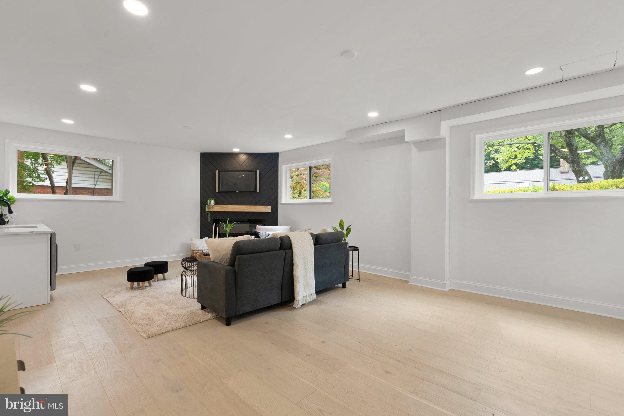 ASHBURTON - Residential Lease