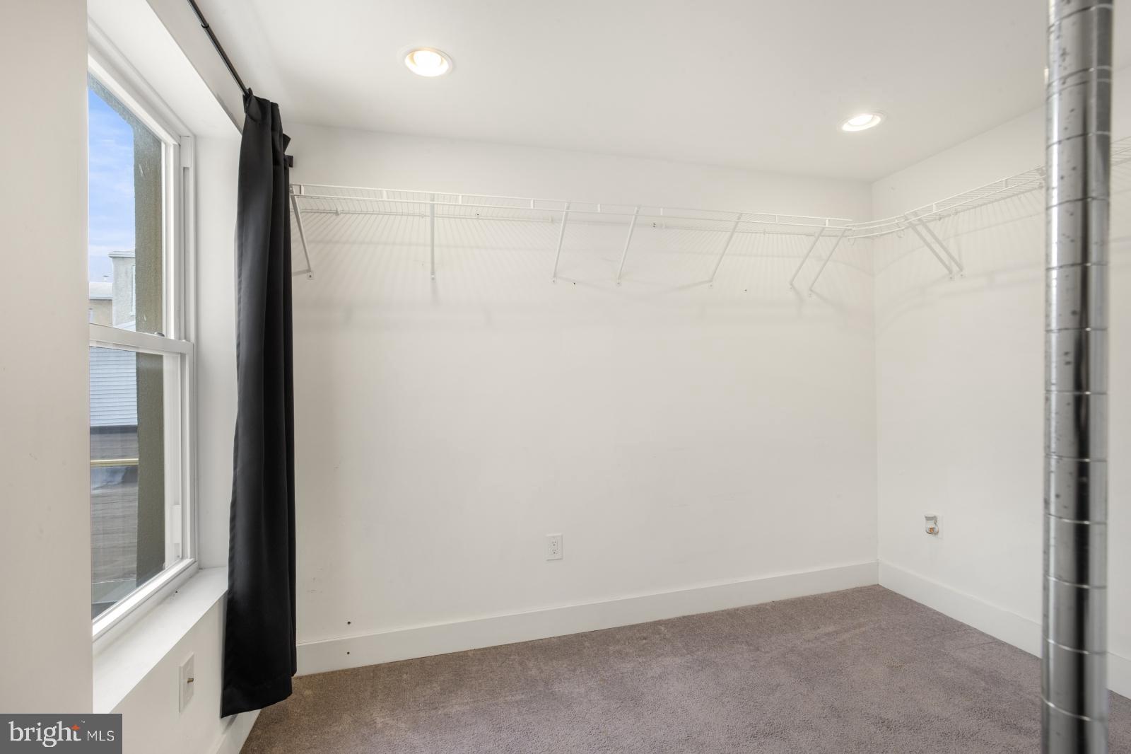 EAST KENSINGTON - Residential Lease