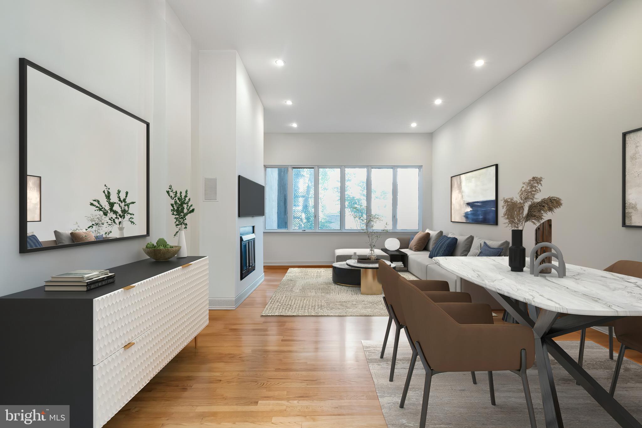 QUEEN VILLAGE - Residential