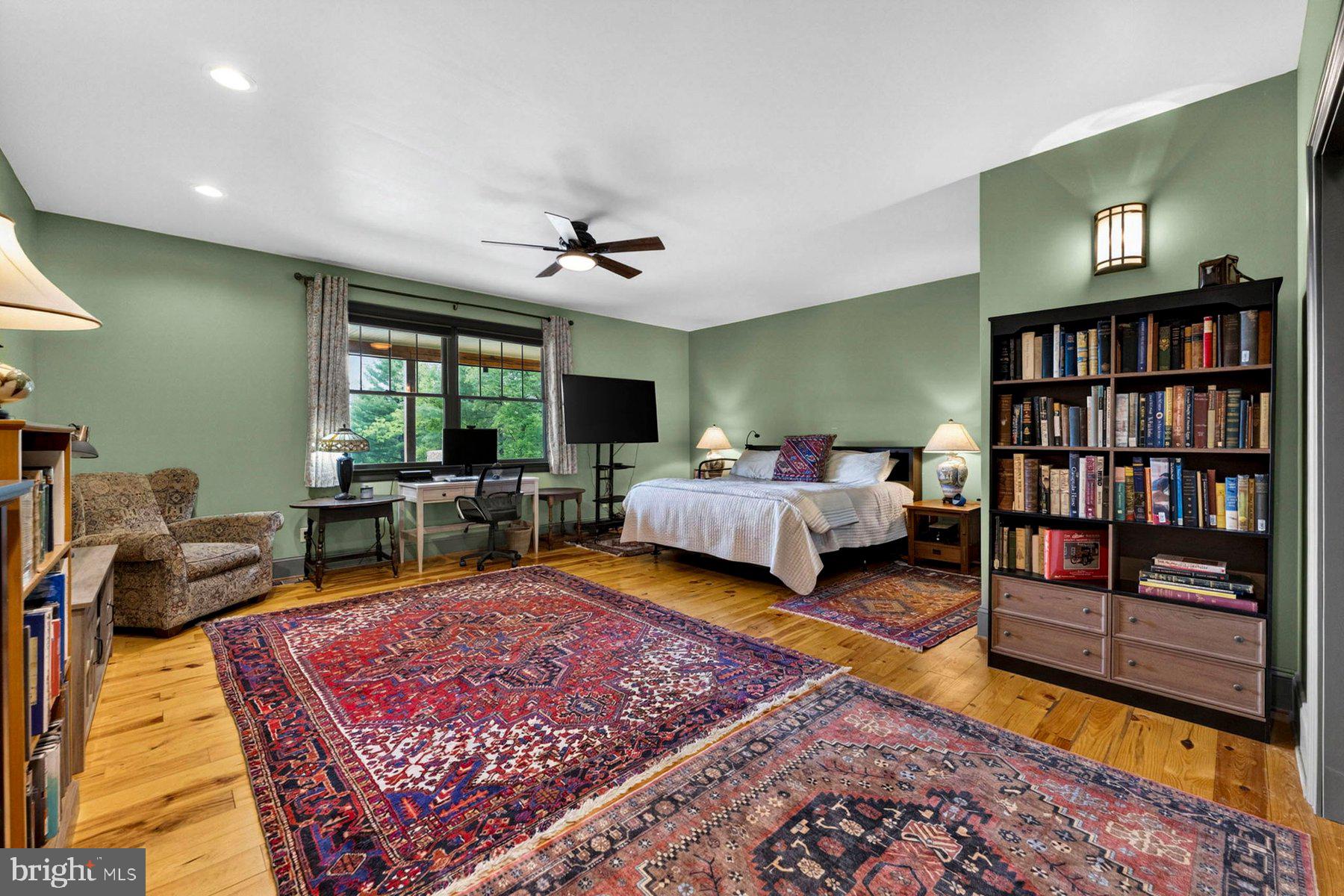 THE MANOR ON NORTH FORK - Residential