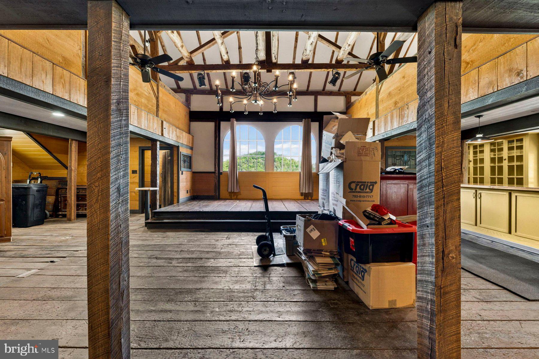 THE MANOR ON NORTH FORK - Residential