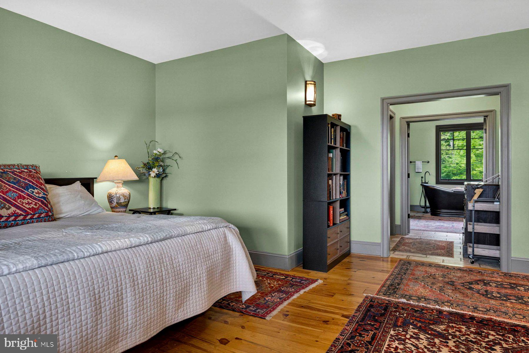 THE MANOR ON NORTH FORK - Residential