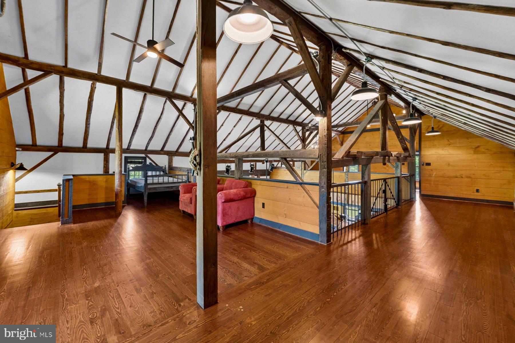 THE MANOR ON NORTH FORK - Residential