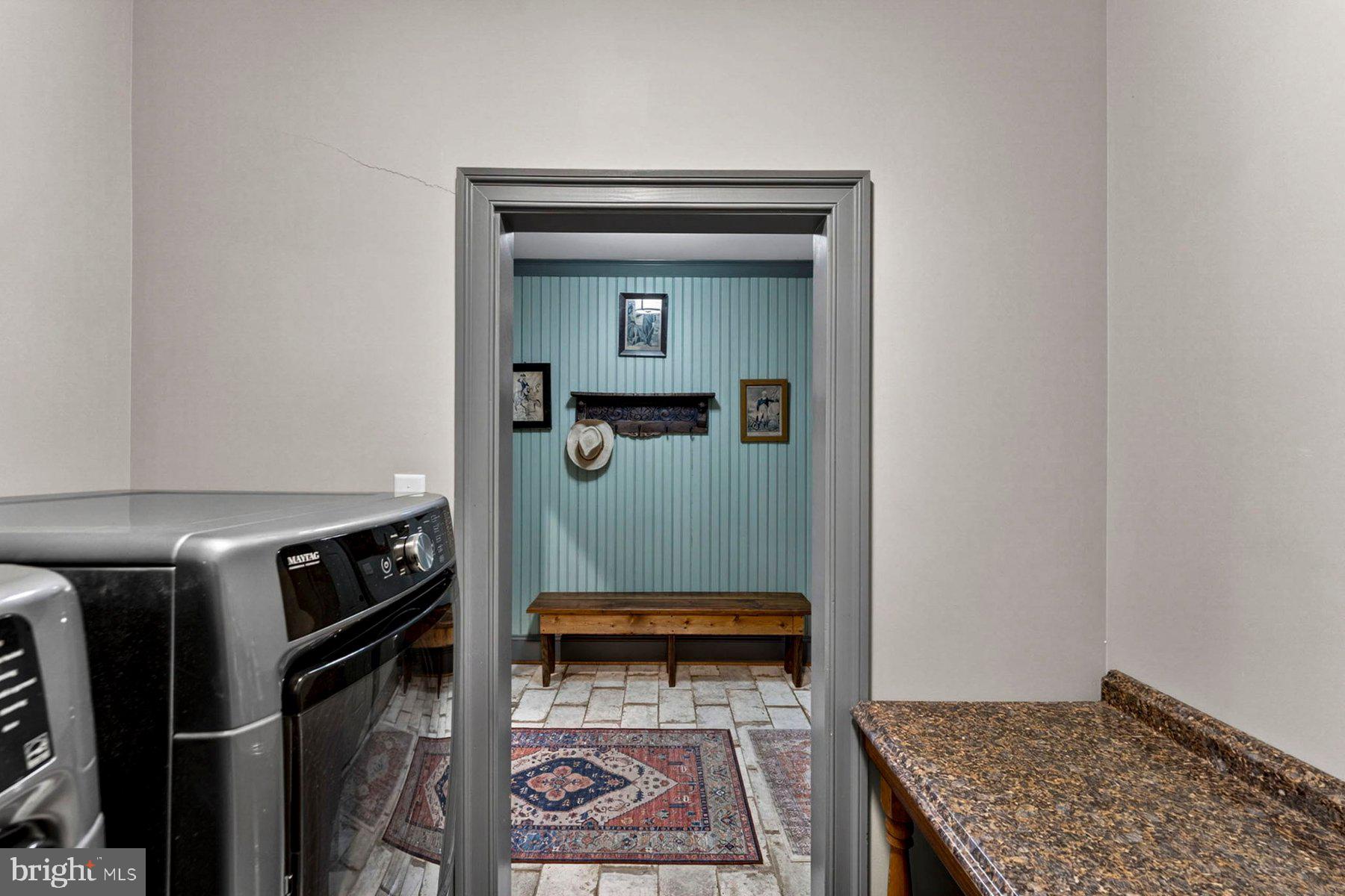 THE MANOR ON NORTH FORK - Residential