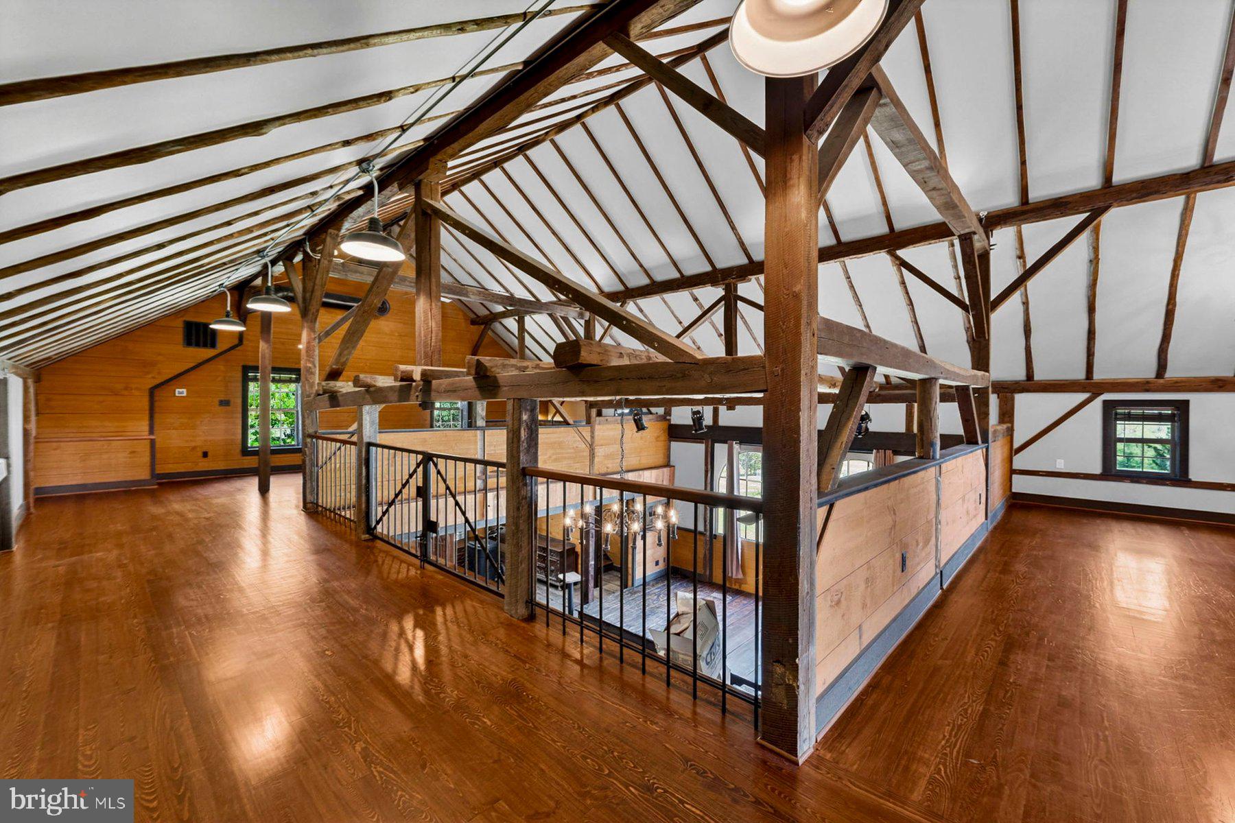 THE MANOR ON NORTH FORK - Residential