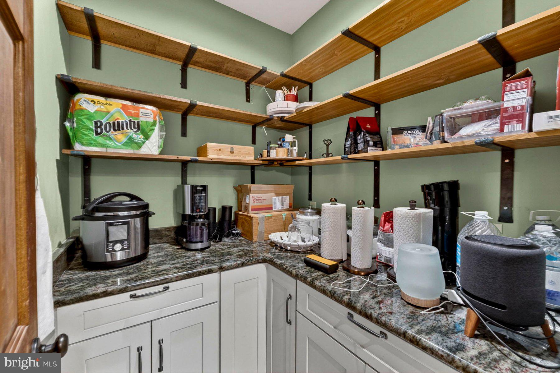THE MANOR ON NORTH FORK - Residential