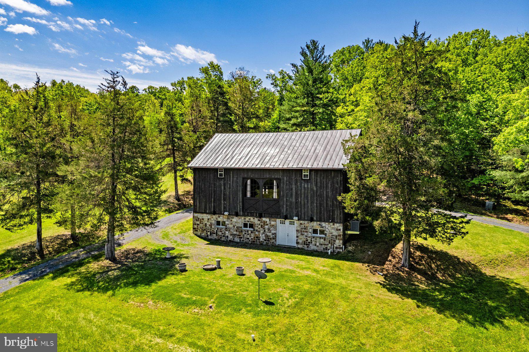 THE MANOR ON NORTH FORK - Residential