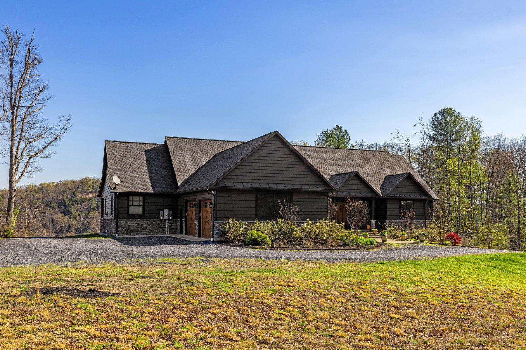 269 RIVER MANOR DRIVE