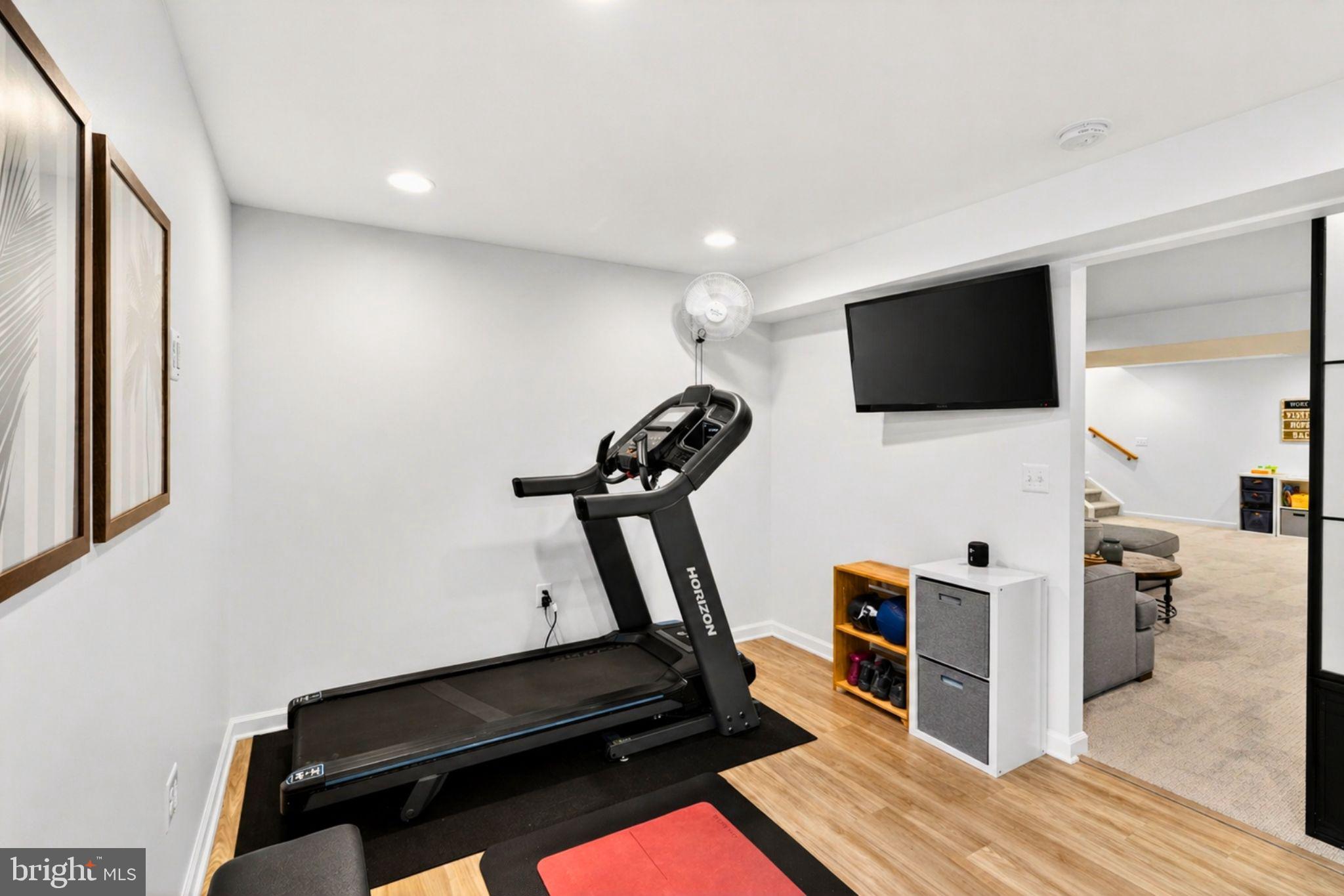 NEW POST ON THE RAPPAHANNOCK - Residential