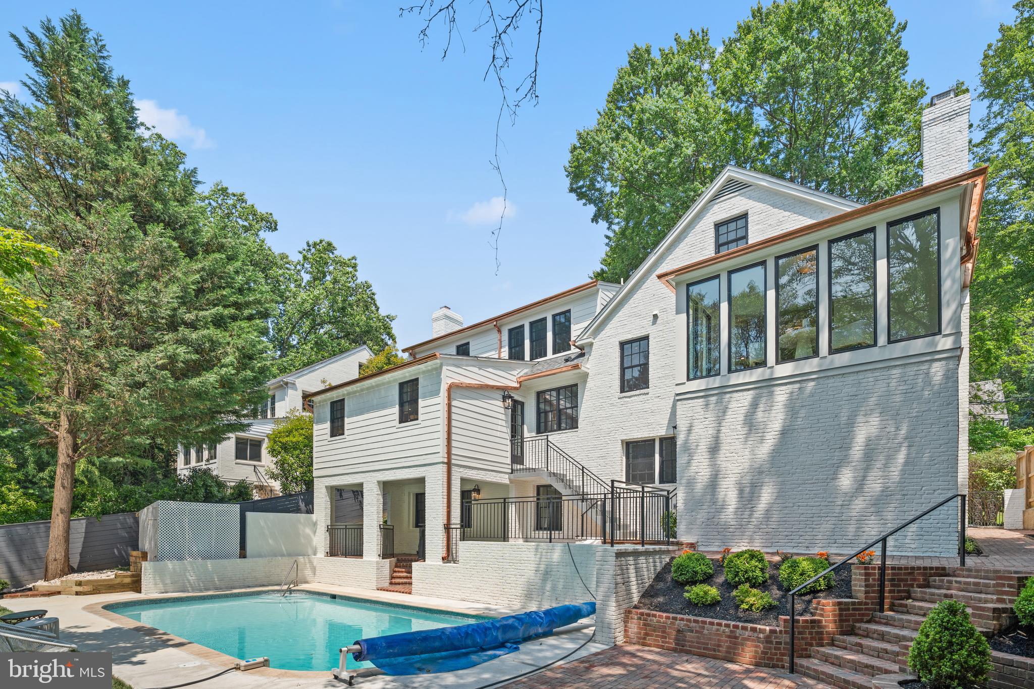 2236 46TH STREET NW