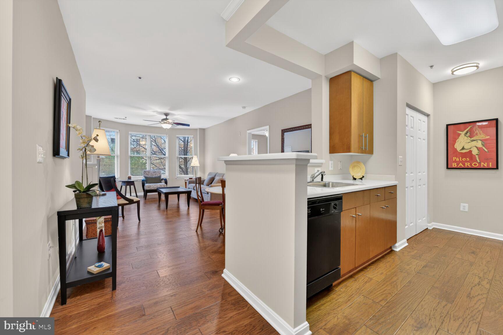 11775 STRATFORD HOUSE PLACE 212