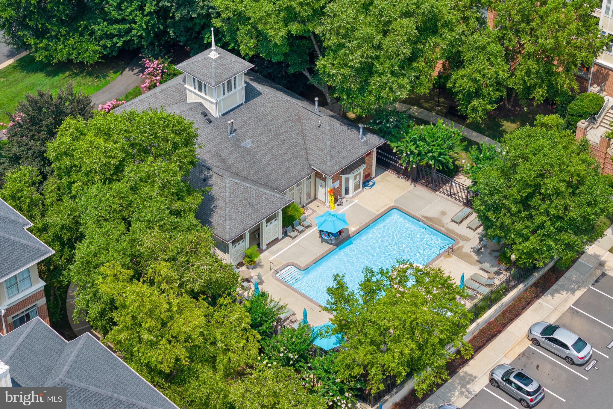 11775 STRATFORD HOUSE PLACE 212