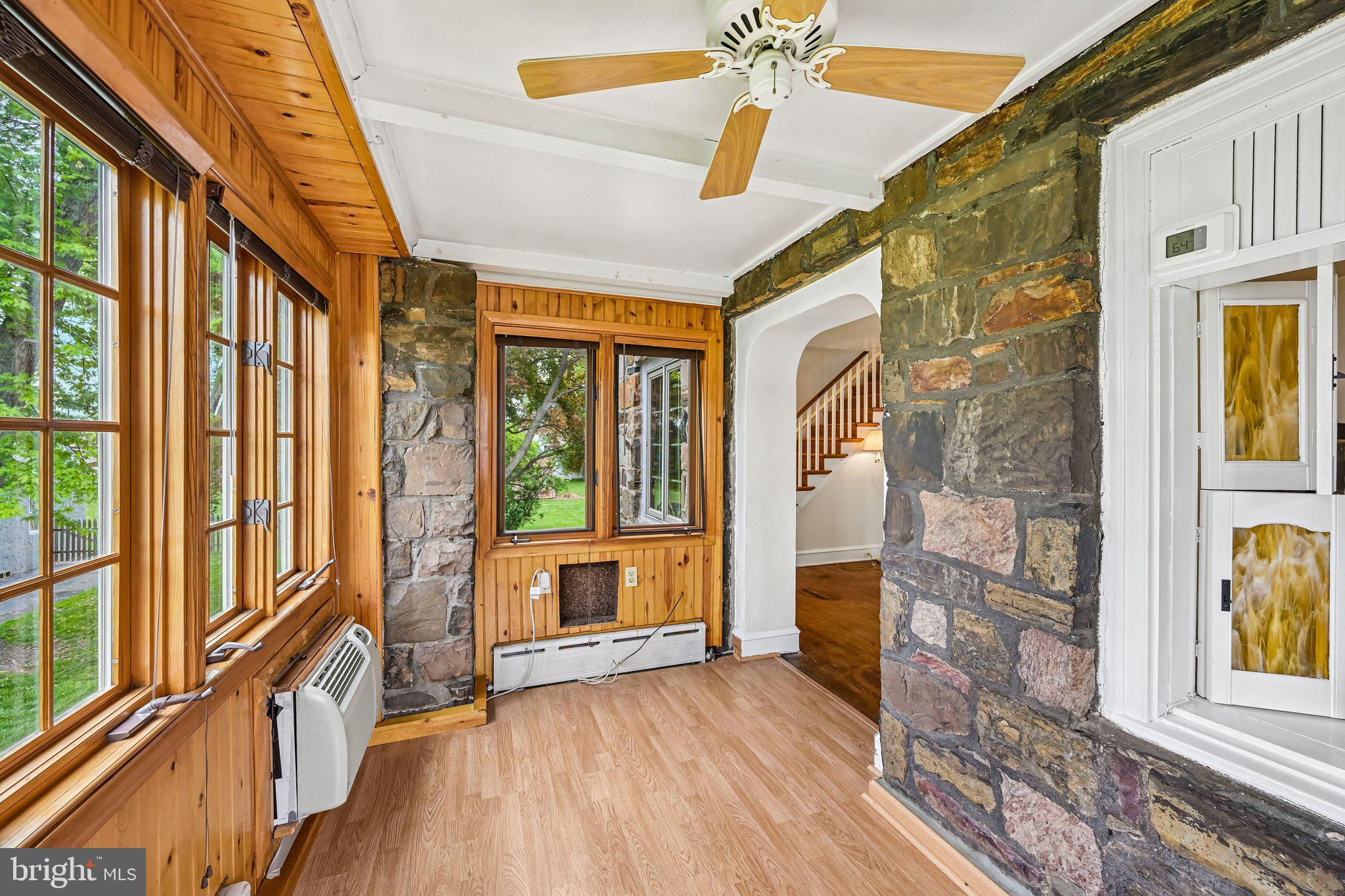 COLESTON - Residential