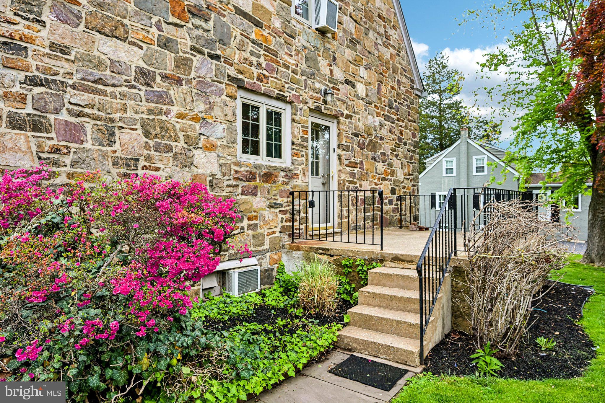 COLESTON - Residential