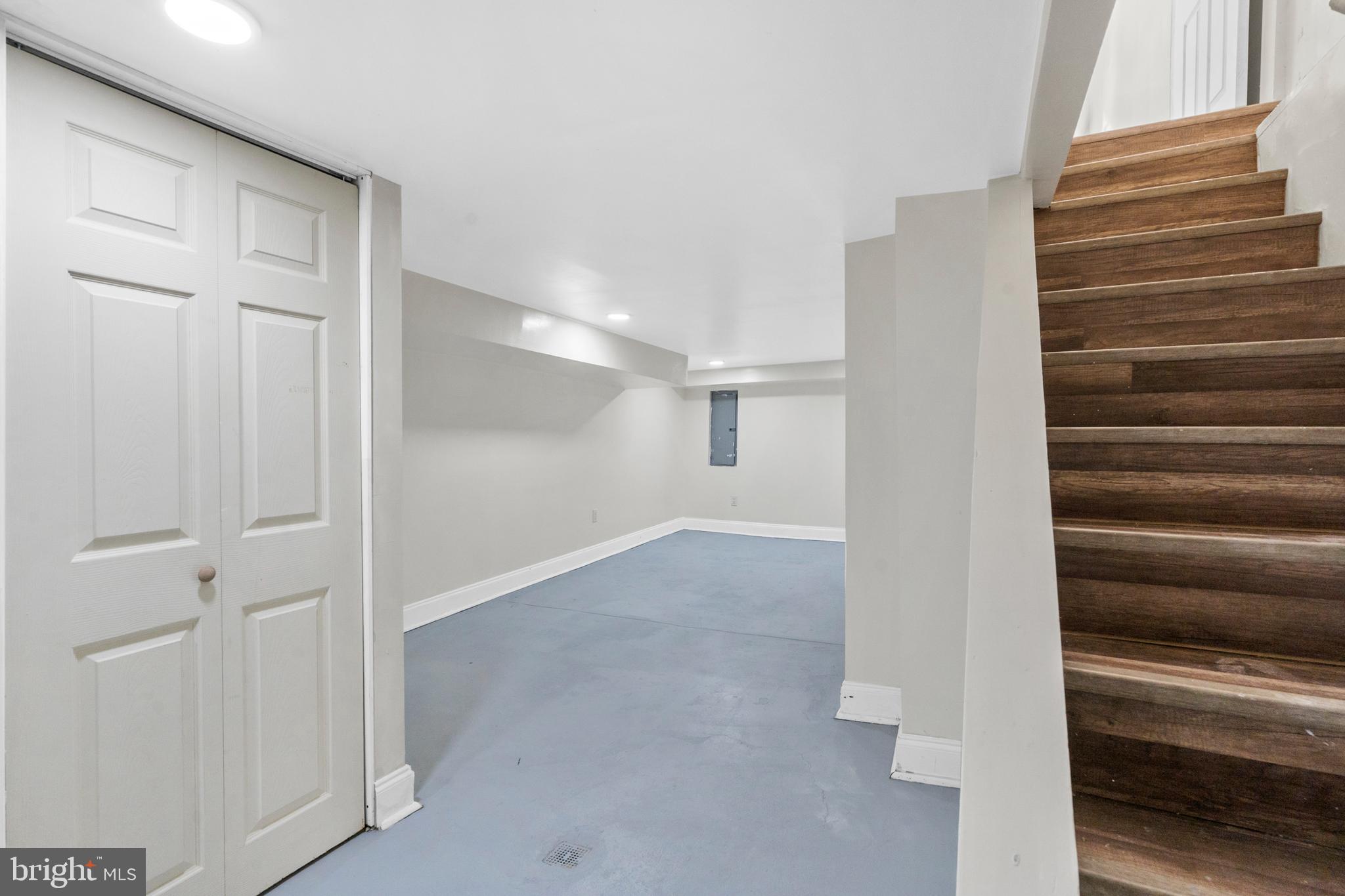 SHARON HILL - Residential