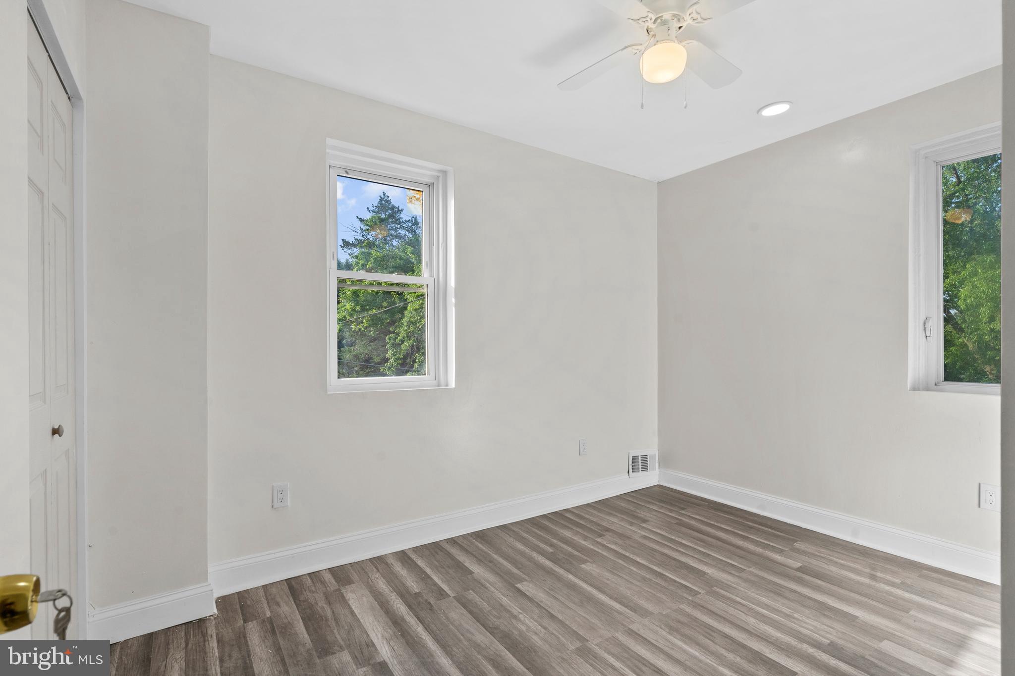 SHARON HILL - Residential