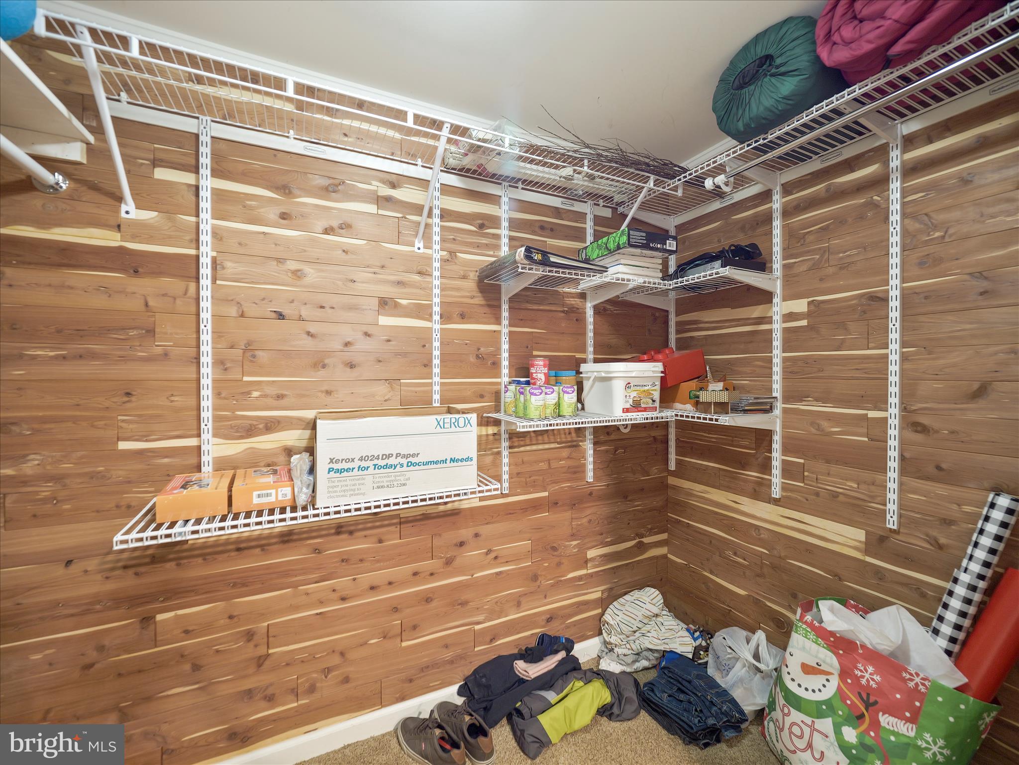 LONGVIEW ESTATES - Residential