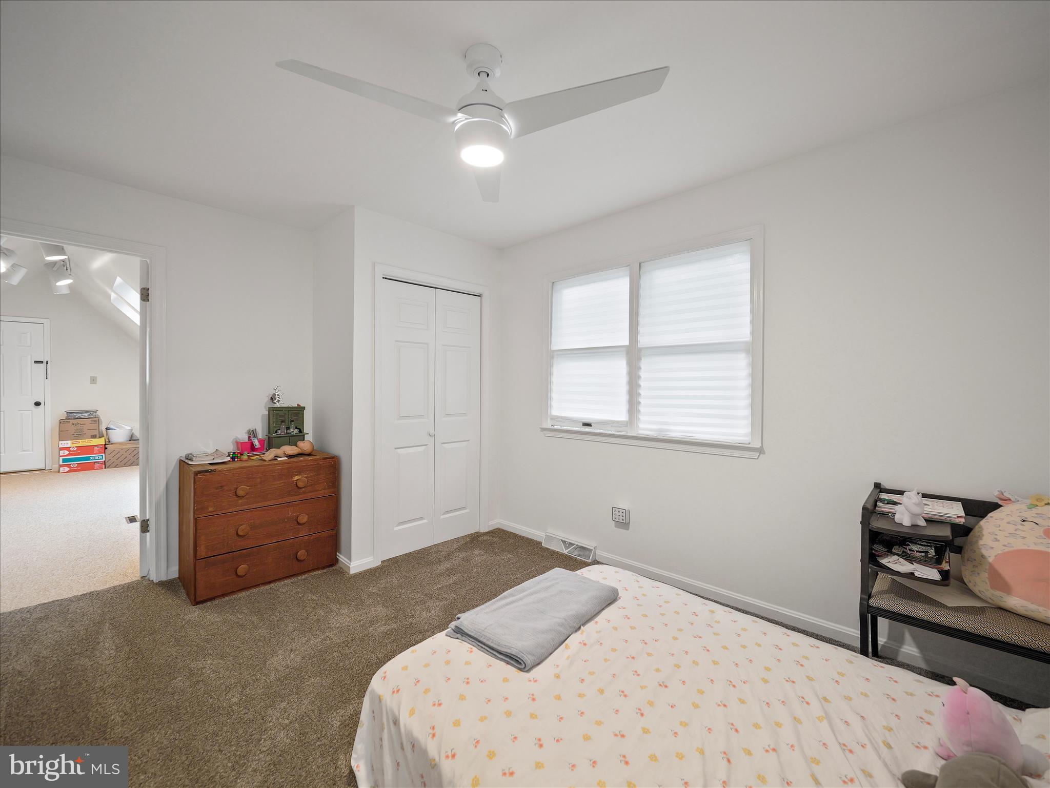 LONGVIEW ESTATES - Residential