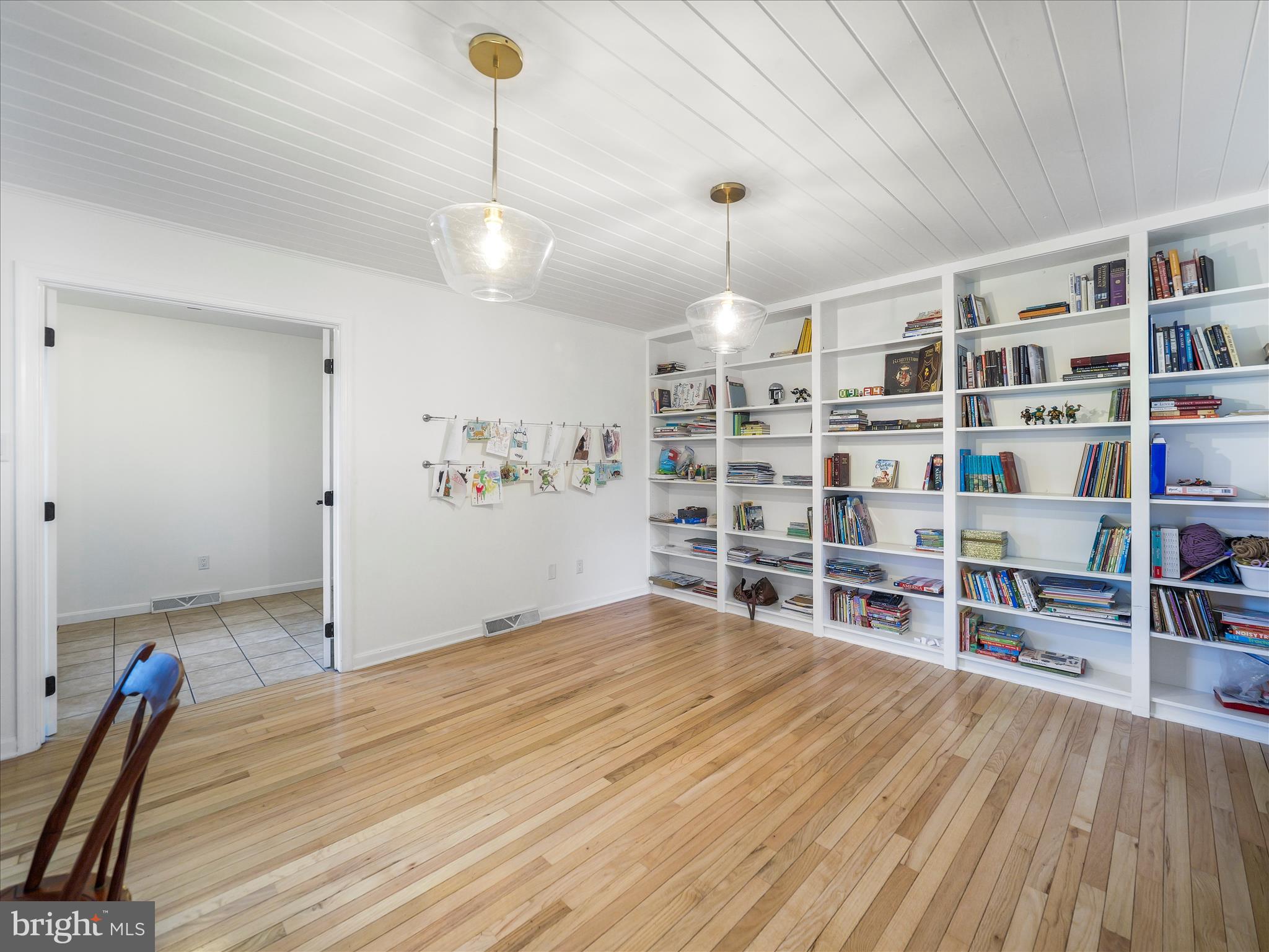 LONGVIEW ESTATES - Residential