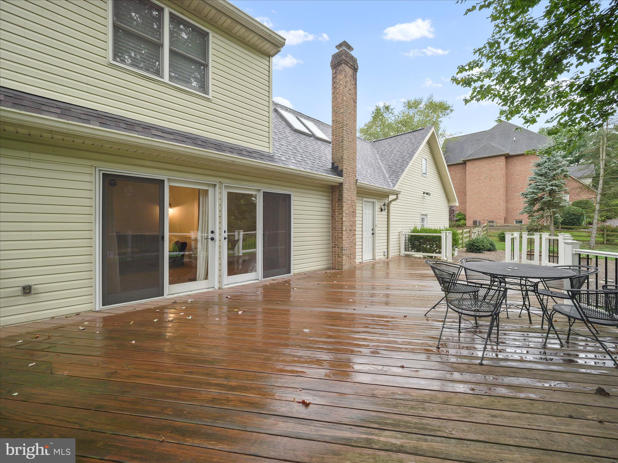 LONGVIEW ESTATES - Residential