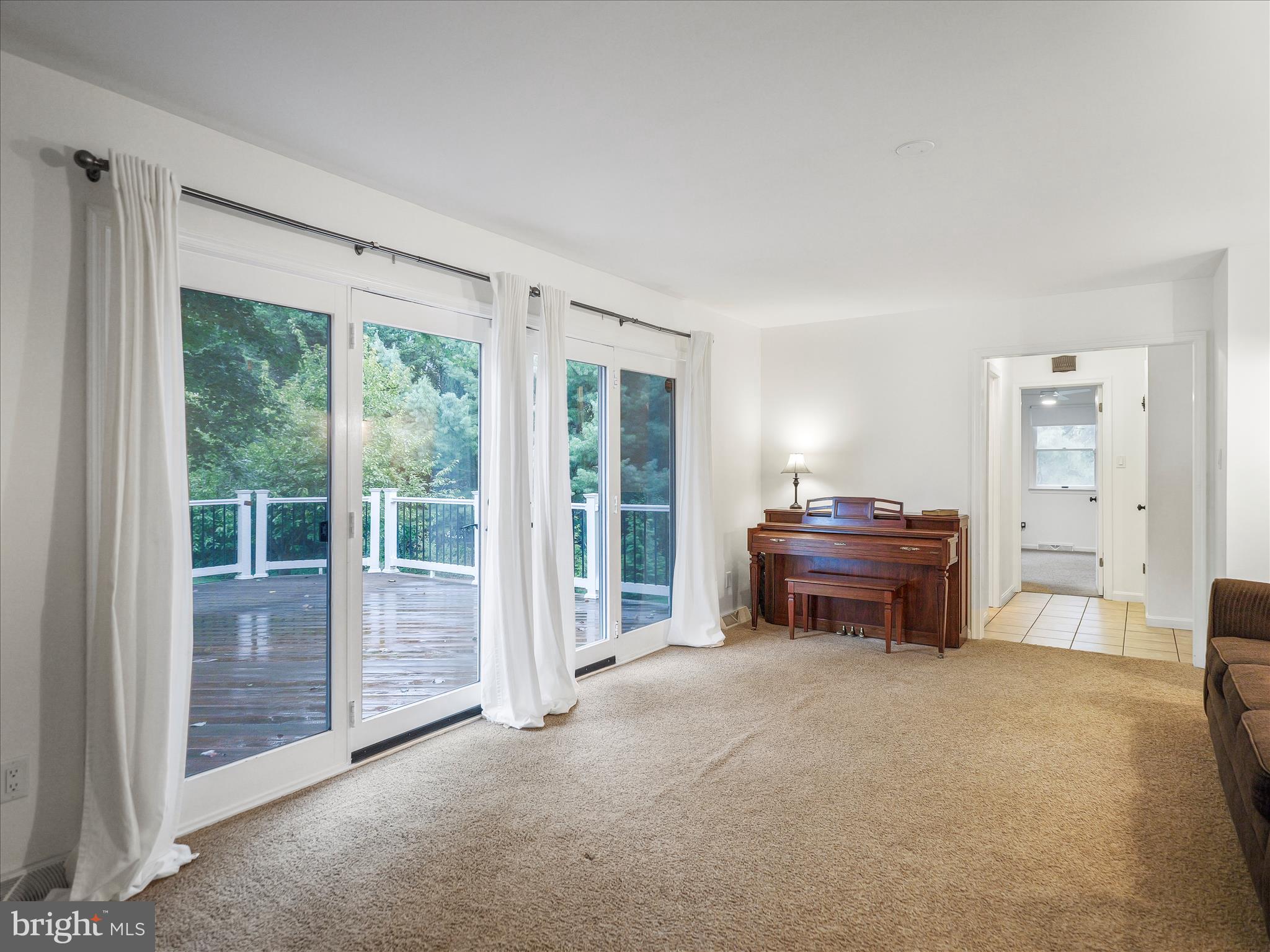 LONGVIEW ESTATES - Residential