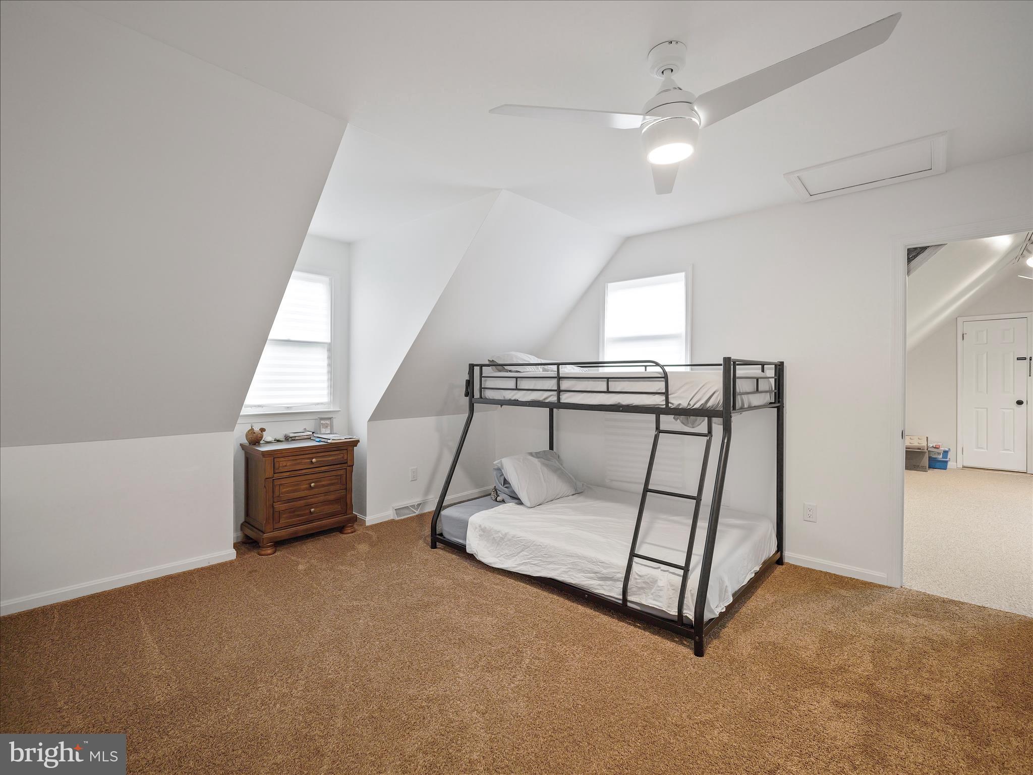 LONGVIEW ESTATES - Residential