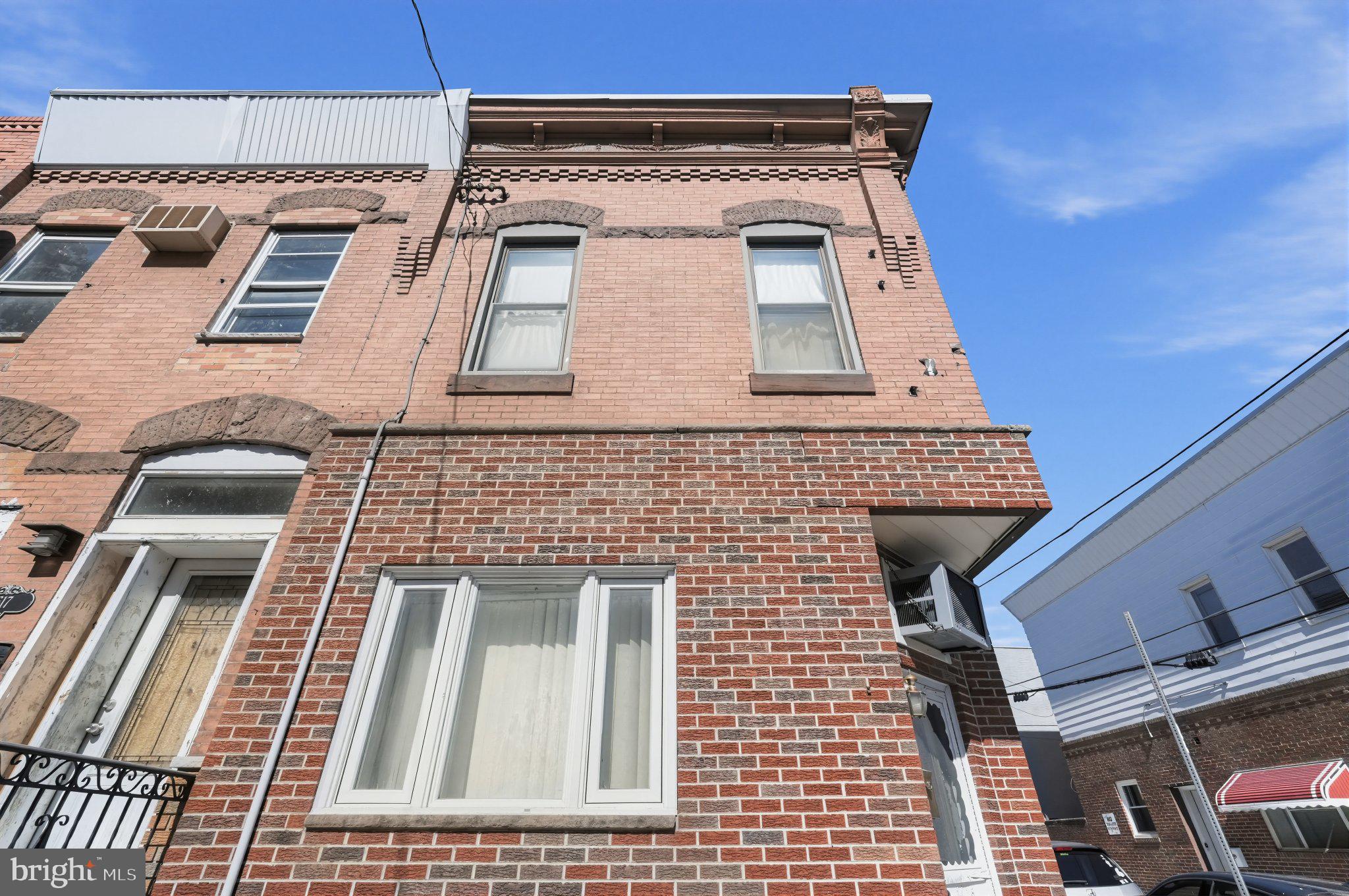 1615 WOLF STREET