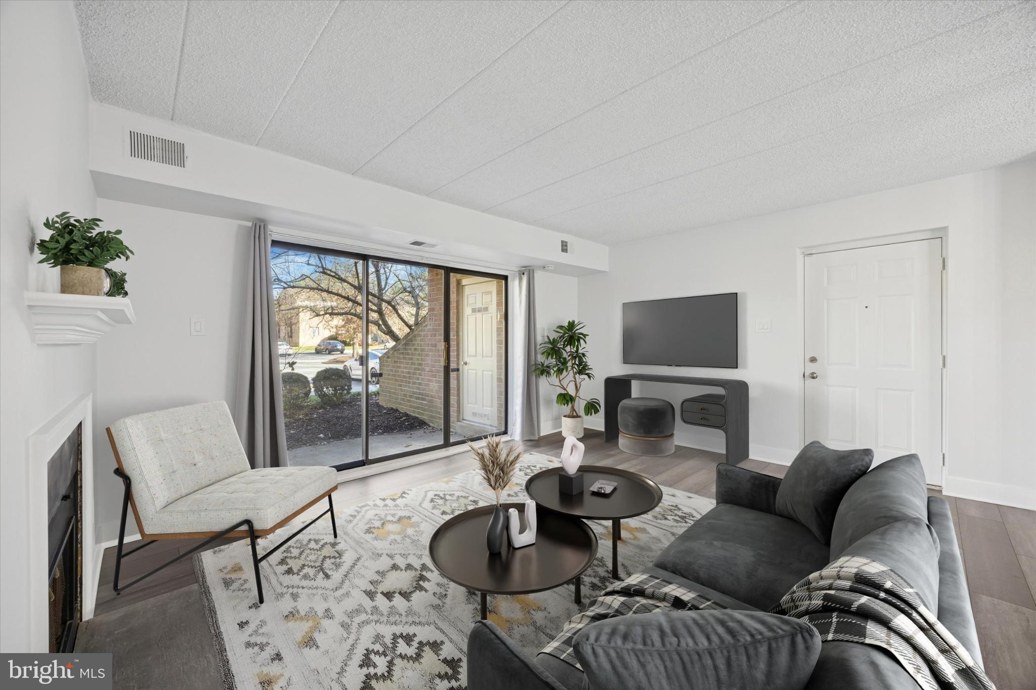 CHESTERBROOK - Residential Lease