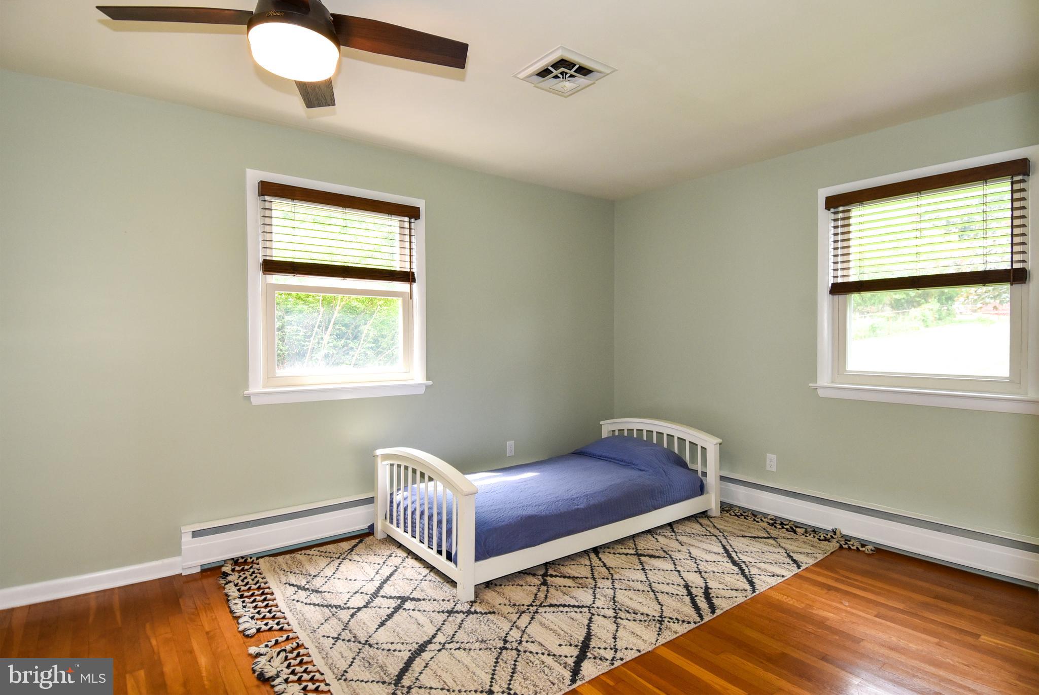 ROUND HILL - Residential Lease