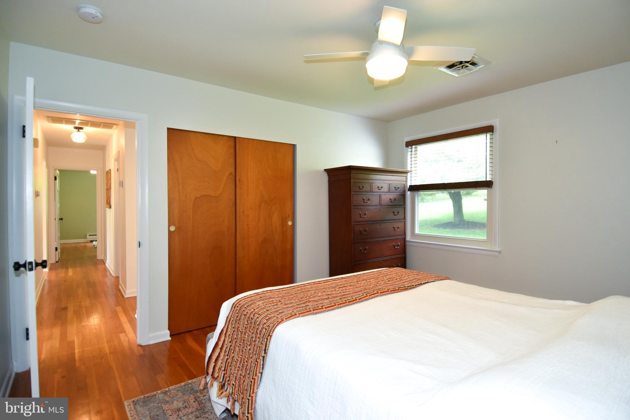 ROUND HILL - Residential Lease