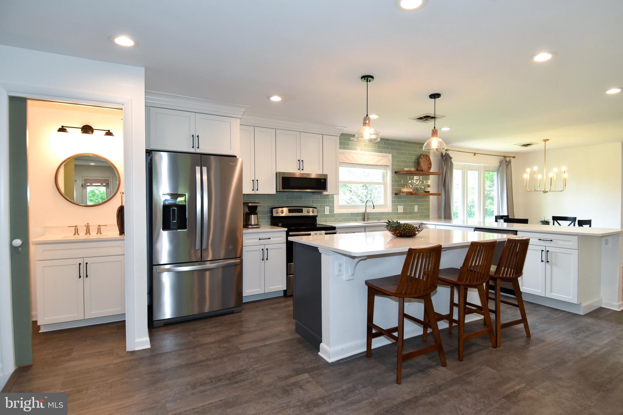 ROUND HILL - Residential Lease