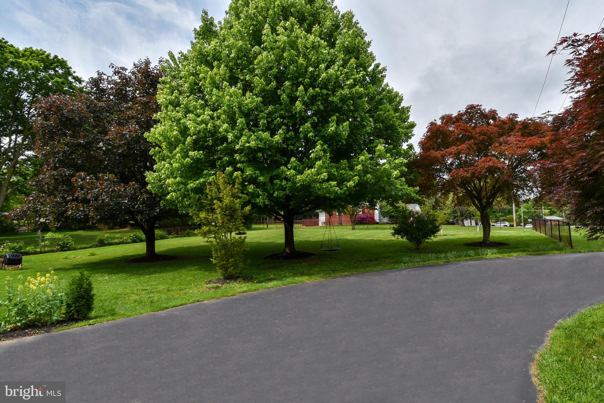 ROUND HILL - Residential Lease