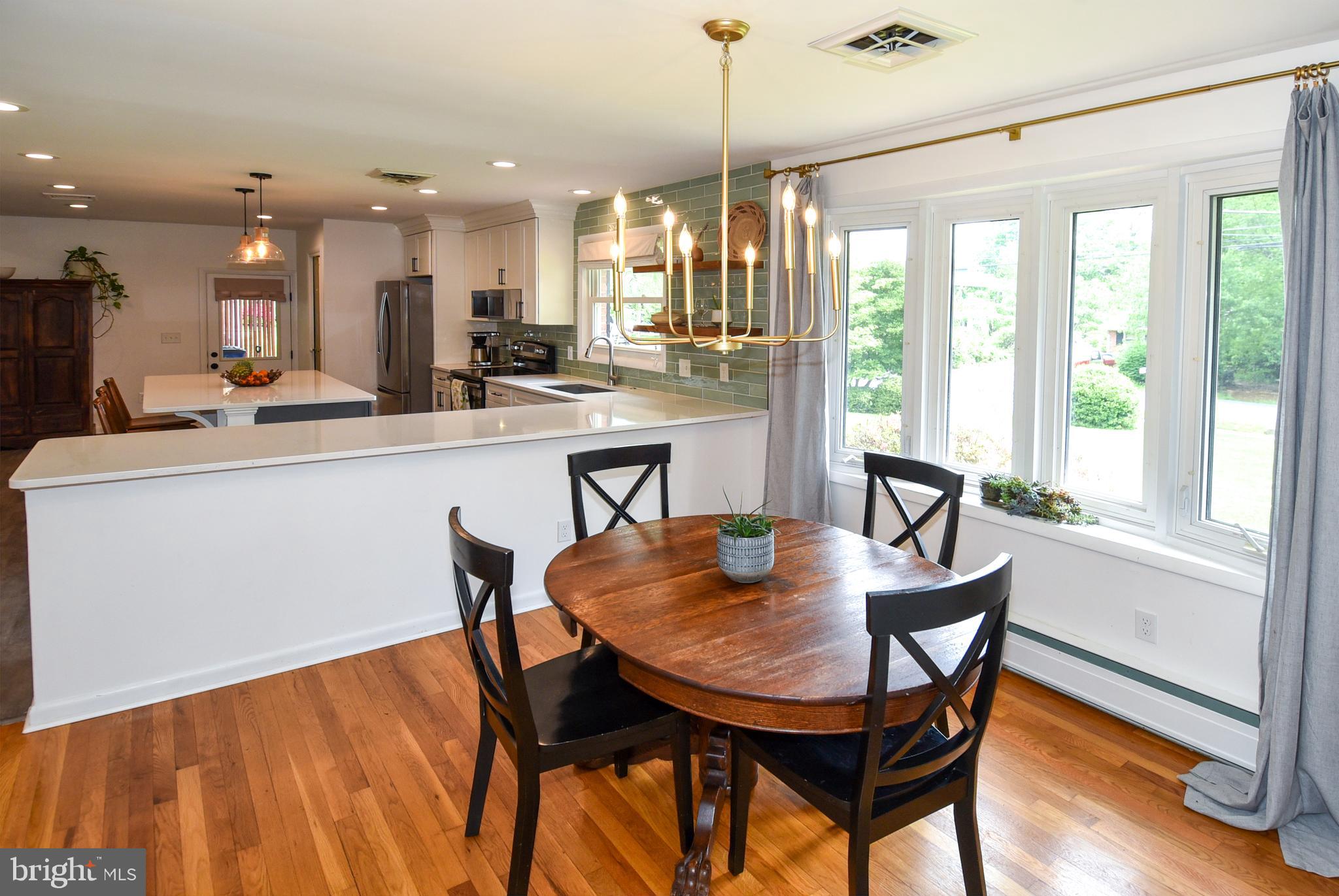 ROUND HILL - Residential Lease